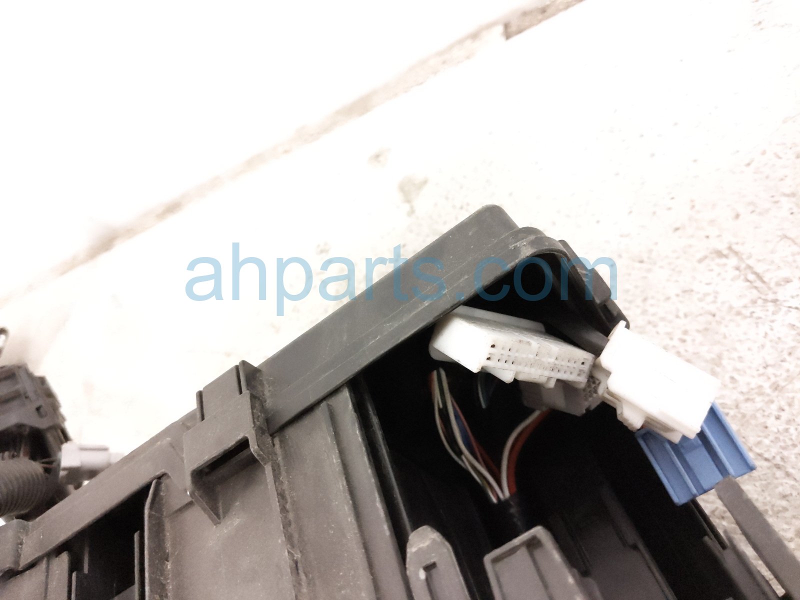 2022 Toyota Sienna Engine Room Wire Harness Hybrid 82111 08K71 Replacement 2022 Toyota Sienna Engine Room Wire Harness Hybrid 82111 08K71 Replacement thumbnail