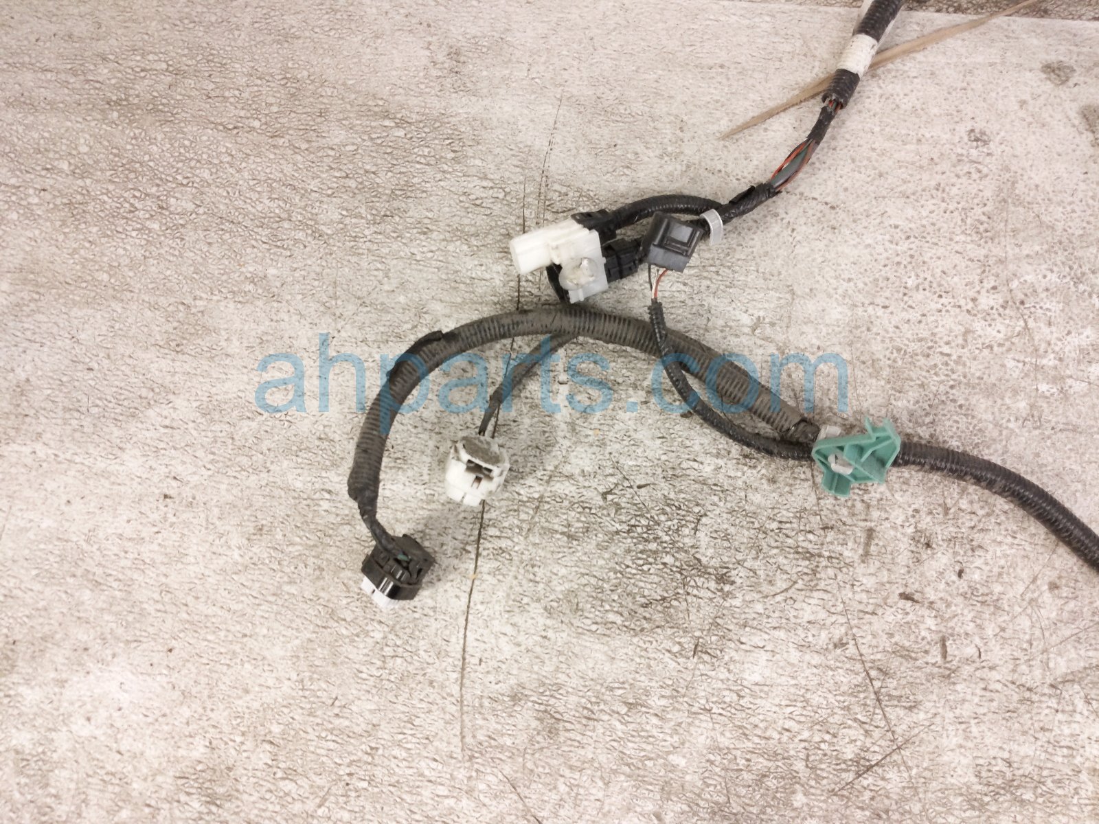 2022 Toyota Sienna Fuel Gauge Wire Harness lh 82412 08090 Replacement 2022 Toyota Sienna Fuel Gauge Wire Harness lh 82412 08090 Replacement thumbnail