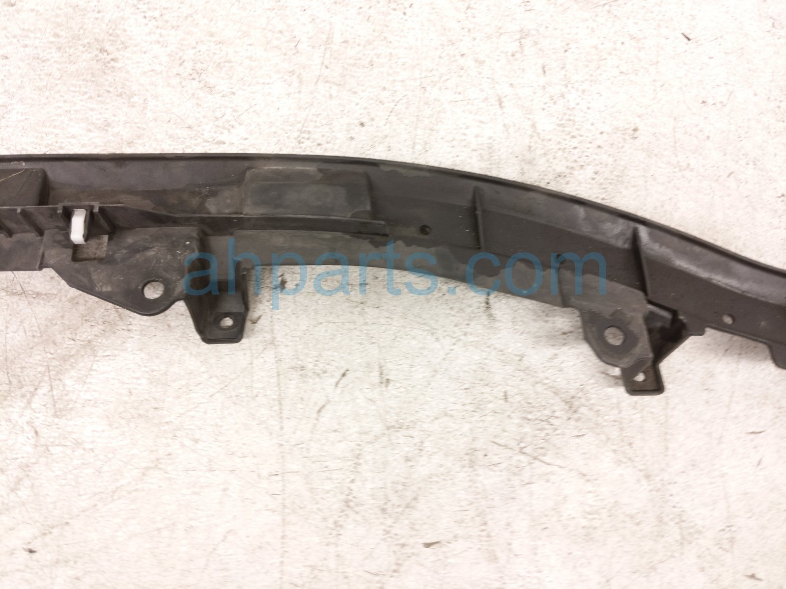 2024 Mazda Cx 50 Front Bumper Grille Retainer Bracket VA40 50 0S1 Replacement 2024 Mazda Cx 50 Front Bumper Grille Retainer Bracket VA40 50 0S1 Replacement thumbnail