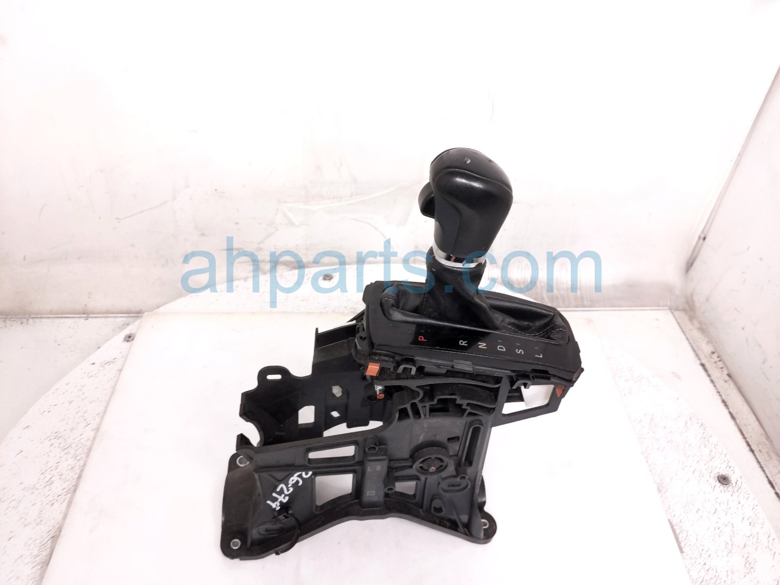 2016 Honda Civic A/t Floor Shifter W/knob 1.5t 54200 TBA A81 Replacement 2016 Honda Civic A/t Floor Shifter W/knob 1.5t 54200 TBA A81 Replacement thumbnail