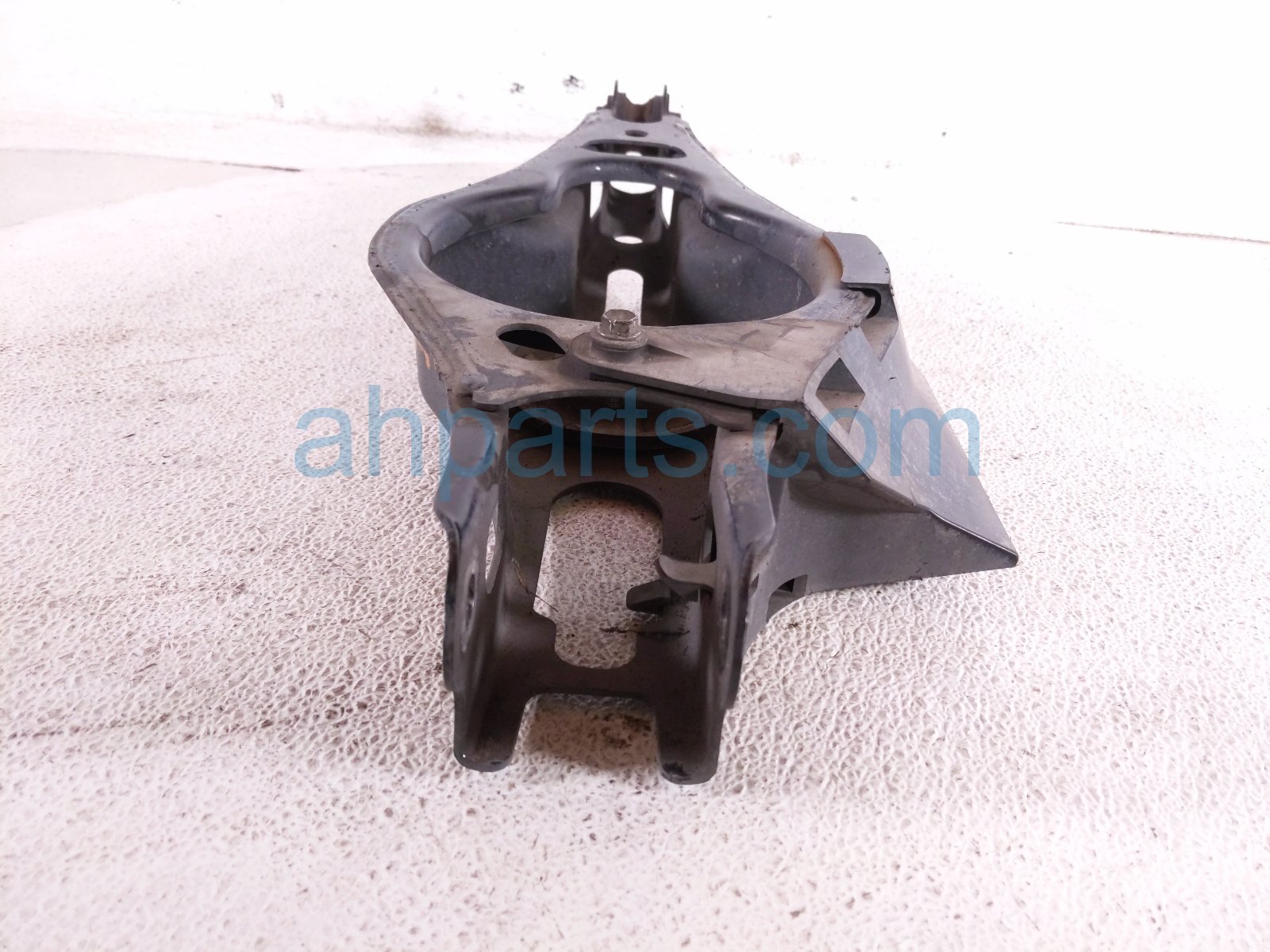 2019 Toyota Rav 4 Rear Driver Spring Seat Lower Control Arm 48730 42060 Replacement 2019 Toyota Rav 4 Rear Driver Spring Seat Lower Control Arm 48730 42060 Replacement thumbnail