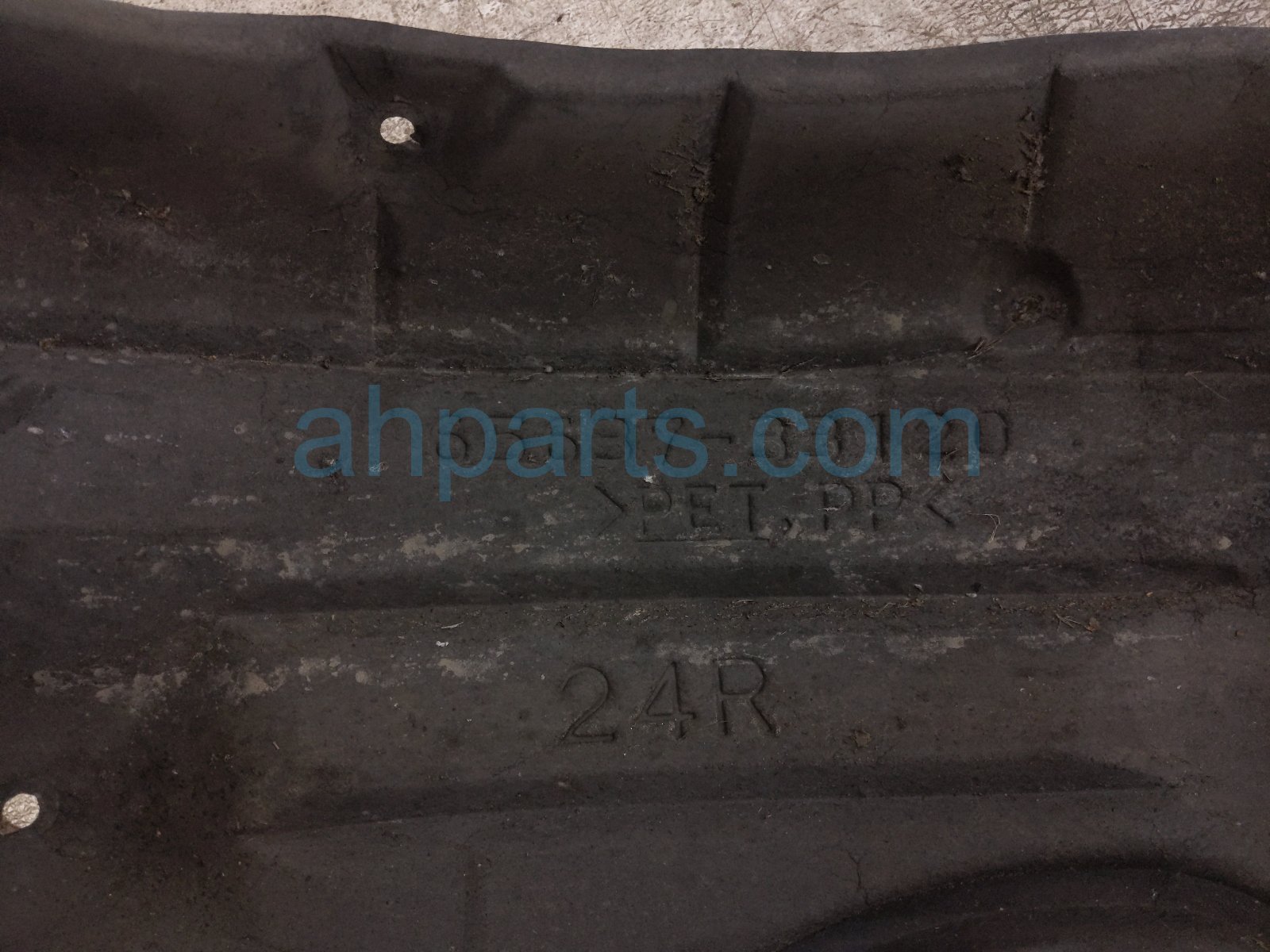 2019 Lexus Es300h Rear Passenger Inner Fender Liner 65637 33120 Replacement 2019 Lexus Es300h Rear Passenger Inner Fender Liner 65637 33120 Replacement thumbnail