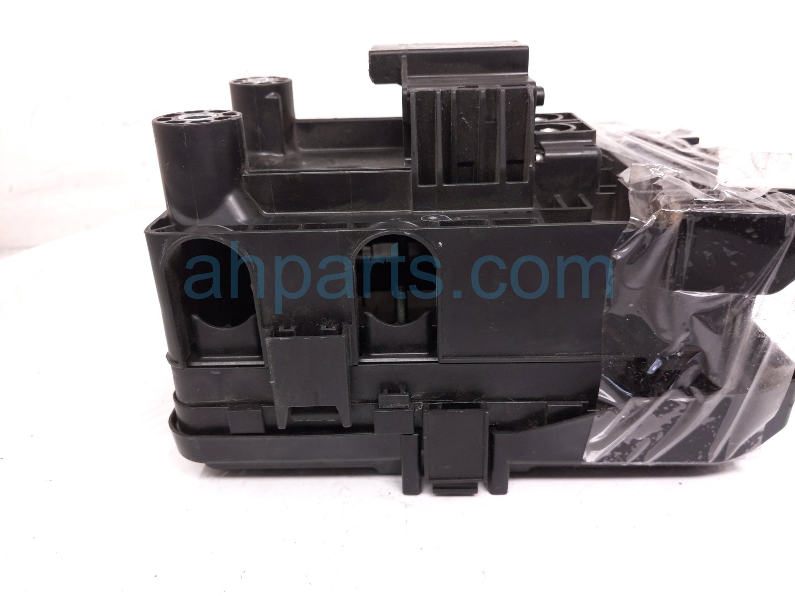 2024 Jeep Grand Cherokee Engine Room Fuse Box 3.6l 68602404AA Replacement 2024 Jeep Grand Cherokee Engine Room Fuse Box 3.6l 68602404AA Replacement thumbnail