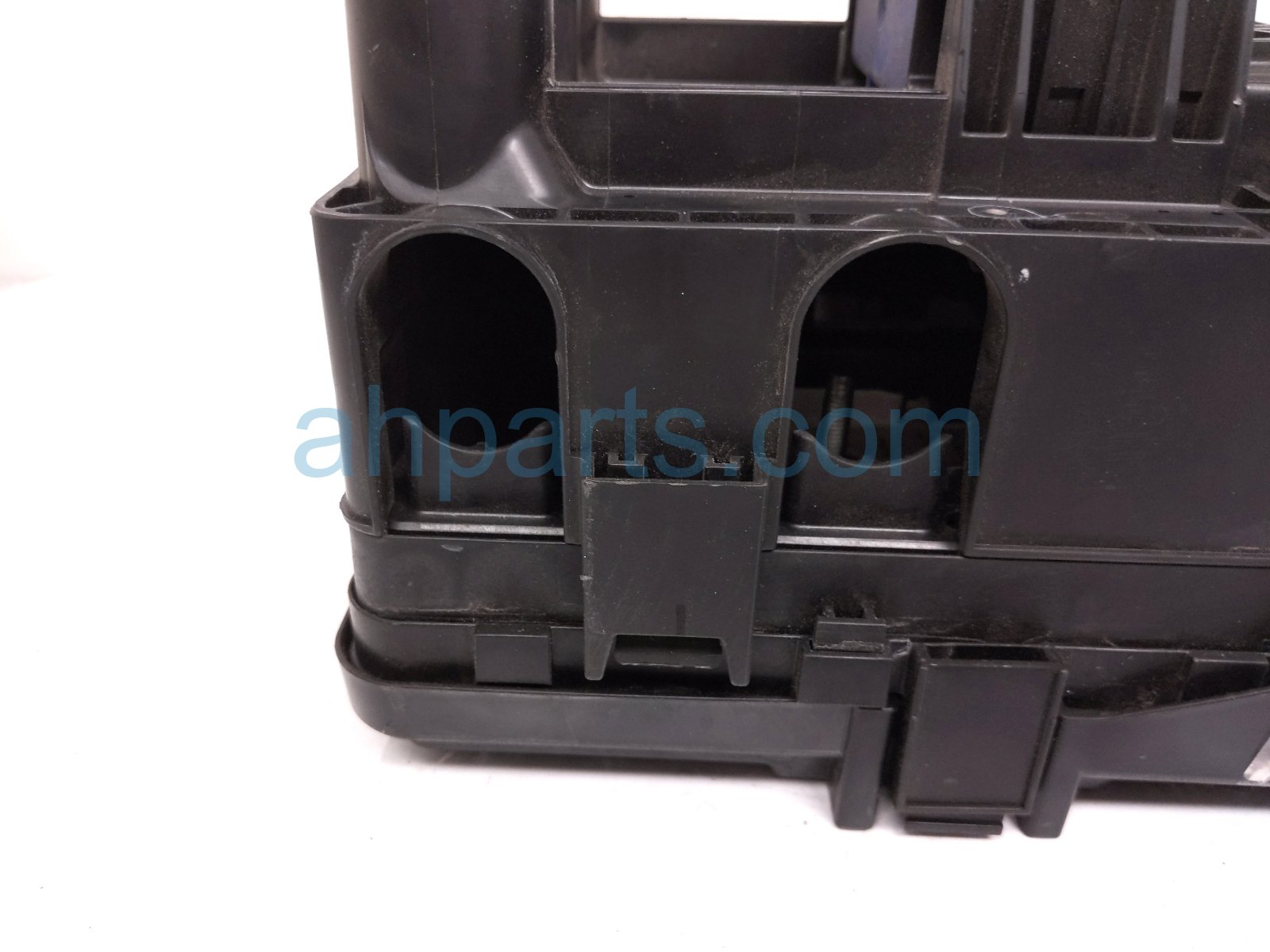 2024 Jeep Grand Cherokee Engine Room Fuse Box 3.6l 68602404AA Replacement 2024 Jeep Grand Cherokee Engine Room Fuse Box 3.6l 68602404AA Replacement thumbnail