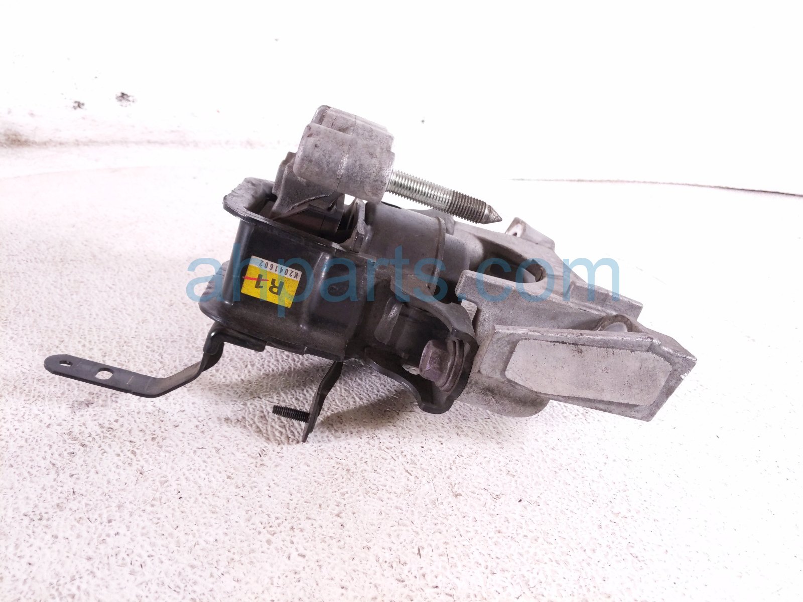 2019 Toyota Rav 4 Engine/motor Passenger Engine Mount W/spacer 2.5l Fwd 12305 25030 Replacement 2019 Toyota Rav 4 Engine/motor Passenger Engine Mount W/spacer 2.5l Fwd 12305 25030 Replacement thumbnail