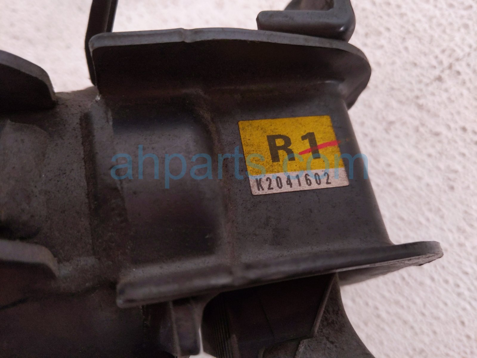 2019 Toyota Rav 4 Engine/motor Passenger Engine Mount W/spacer 2.5l Fwd 12305 25030 Replacement 2019 Toyota Rav 4 Engine/motor Passenger Engine Mount W/spacer 2.5l Fwd 12305 25030 Replacement thumbnail
