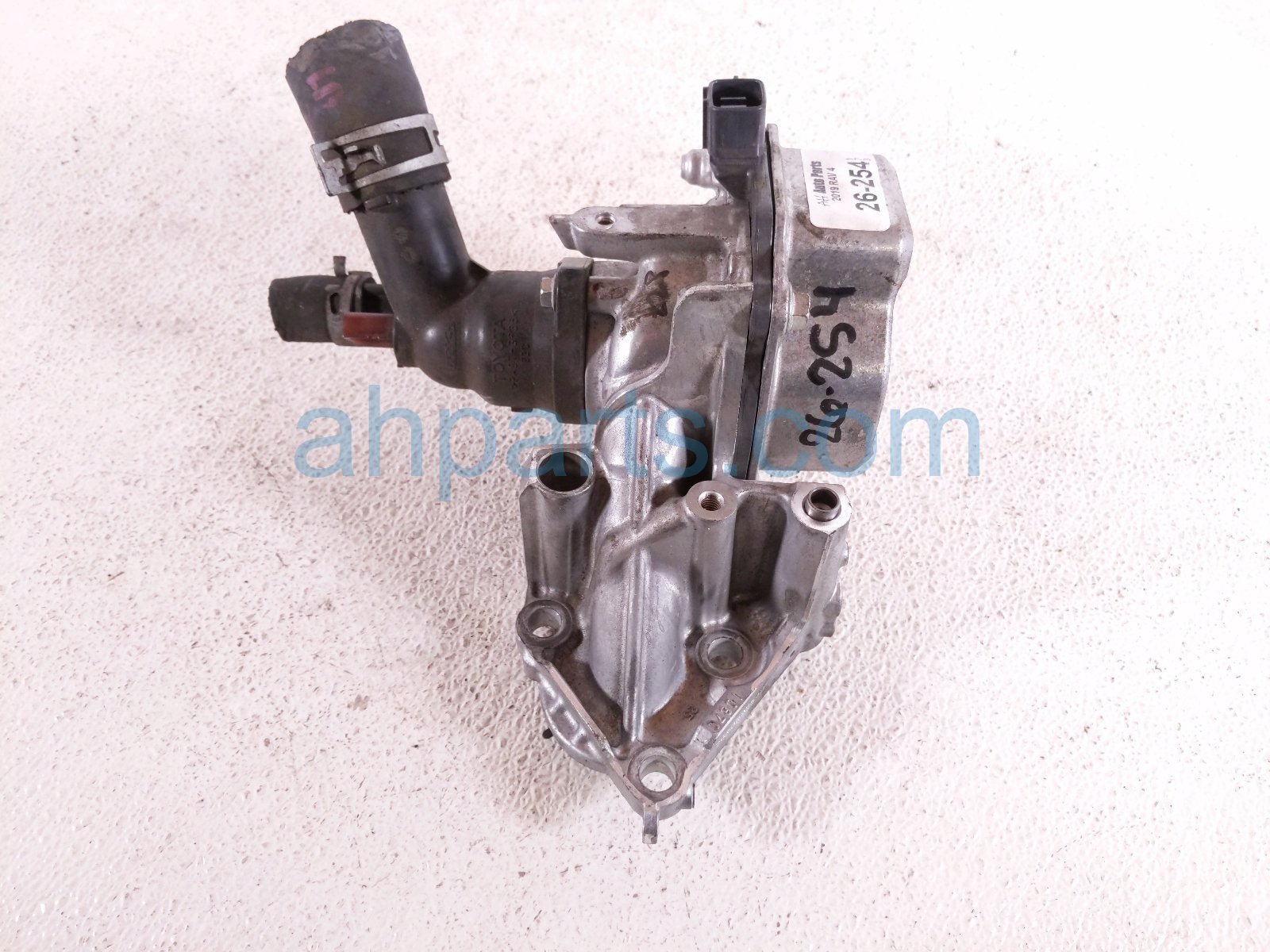 Toyota WATER PUMP & THERMOSTAT ASSY
