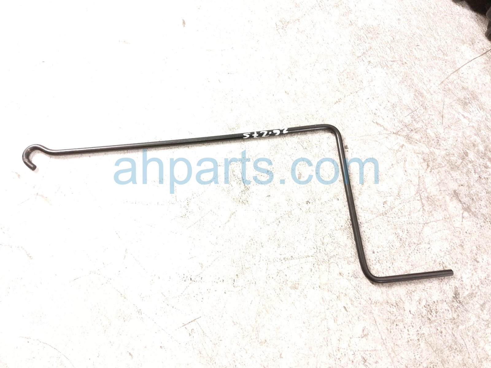 2006 Lexus Rx400h Spare Tire Tool Kit W/tray 09111 0W091 Replacement 2006 Lexus Rx400h Spare Tire Tool Kit W/tray 09111 0W091 Replacement thumbnail
