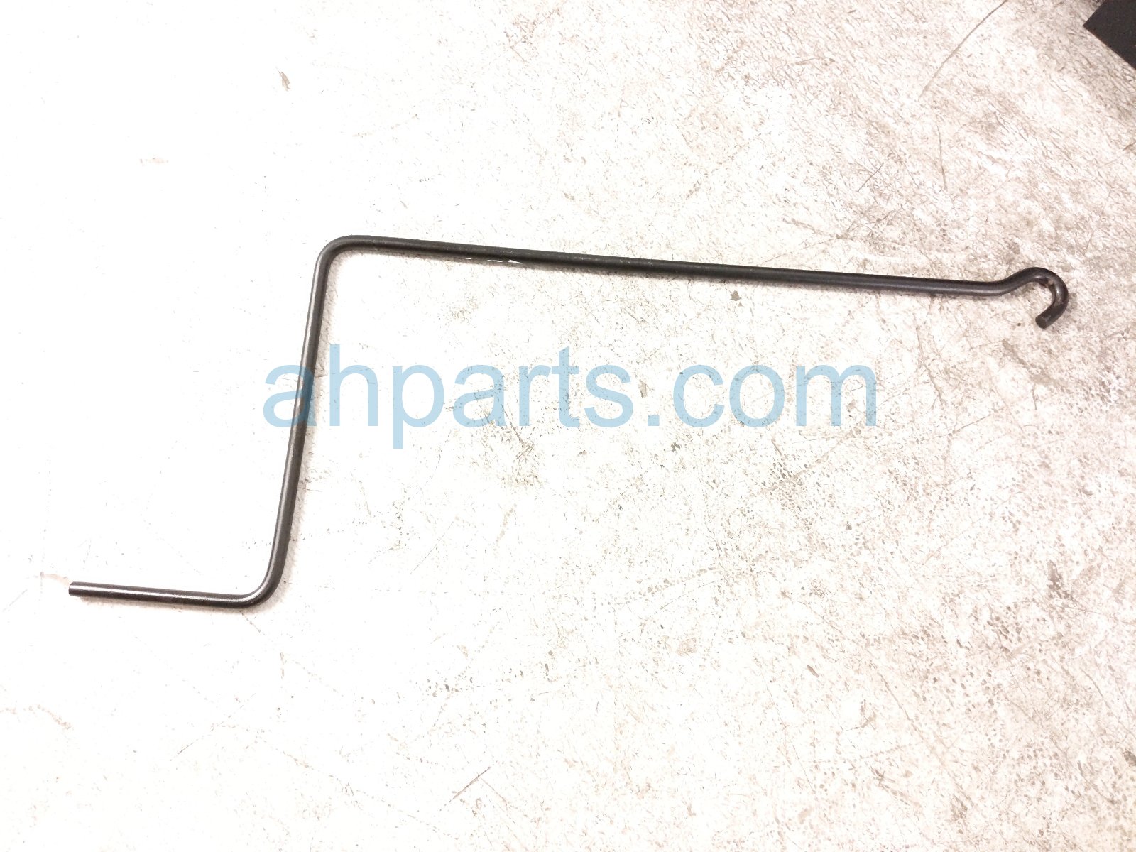 2006 Lexus Rx400h Spare Tire Tool Kit W/tray 09111 0W091 Replacement 2006 Lexus Rx400h Spare Tire Tool Kit W/tray 09111 0W091 Replacement thumbnail