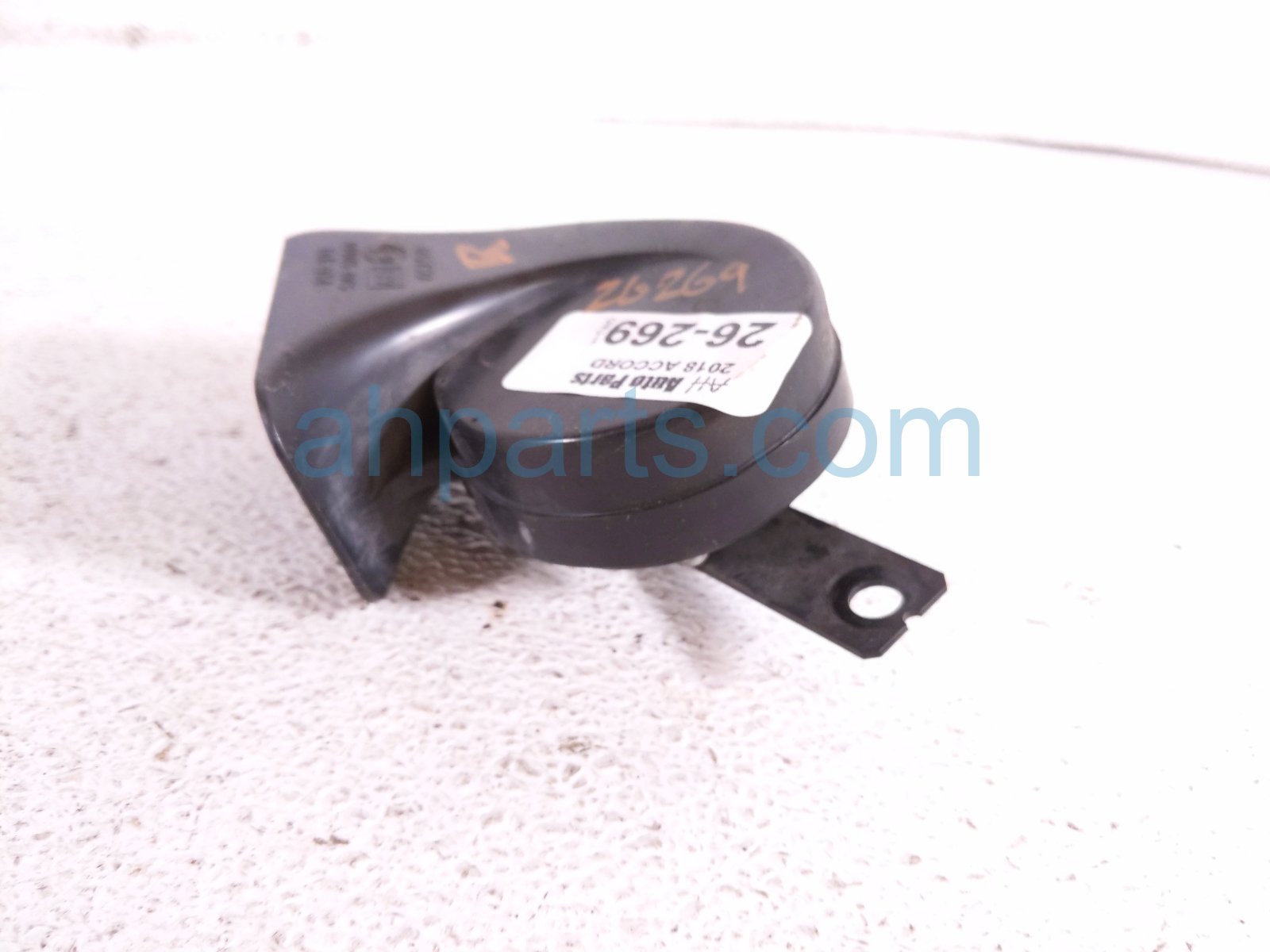 2018 Honda Accord High Pitch Note Horn Passenger 38150 TVA B01 Replacement 2018 Honda Accord High Pitch Note Horn Passenger 38150 TVA B01 Replacement thumbnail