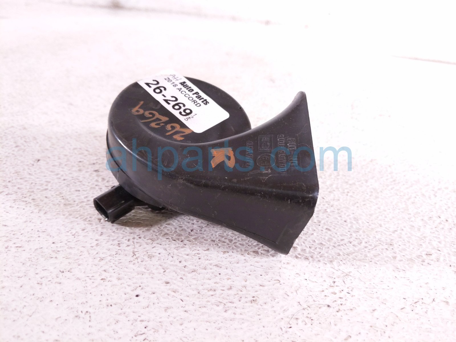 2018 Honda Accord High Pitch Note Horn Passenger 38150 TVA B01 Replacement 2018 Honda Accord High Pitch Note Horn Passenger 38150 TVA B01 Replacement thumbnail