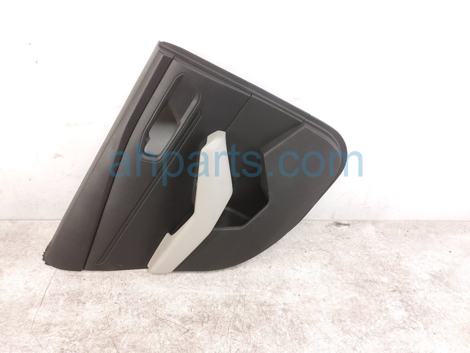 Honda RR/LH INTERIOR DOOR PANEL - TAN