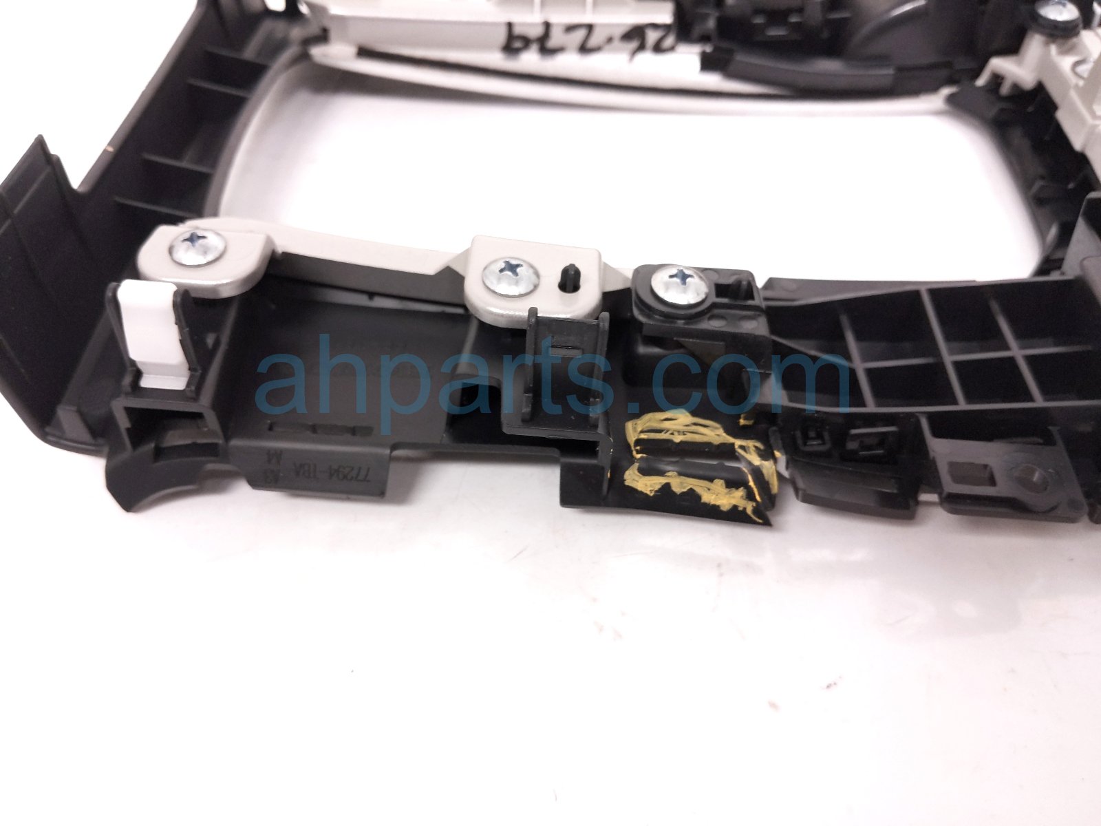 2016 Honda Civic Center Shifter Trim Bezel W/sw blk 77296 TBA A31ZA Replacement 2016 Honda Civic Center Shifter Trim Bezel W/sw blk 77296 TBA A31ZA Replacement thumbnail