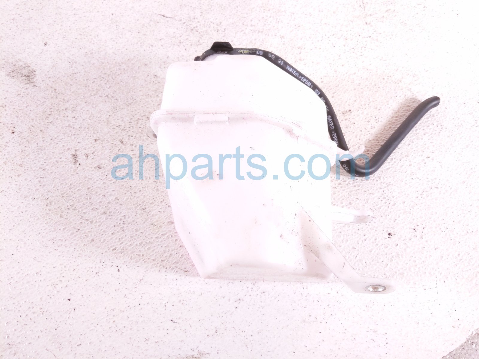 2026 Toyota Camry Coolant Overflow Reservoir Tank 16470 F0011 Replacement 2026 Toyota Camry Coolant Overflow Reservoir Tank 16470 F0011 Replacement