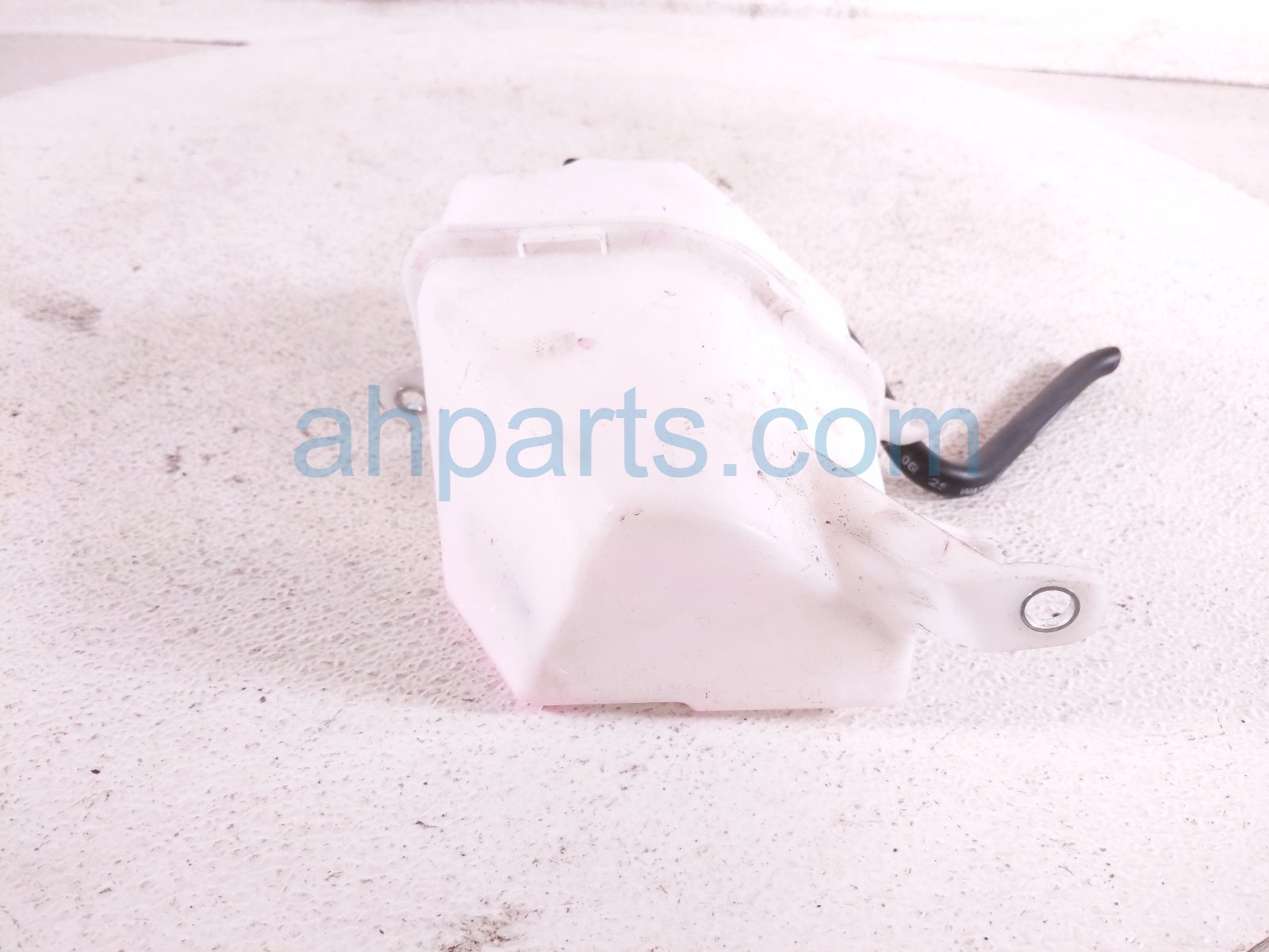 2026 Toyota Camry Coolant Overflow Reservoir Tank 16470 F0011 Replacement 2026 Toyota Camry Coolant Overflow Reservoir Tank 16470 F0011 Replacement thumbnail