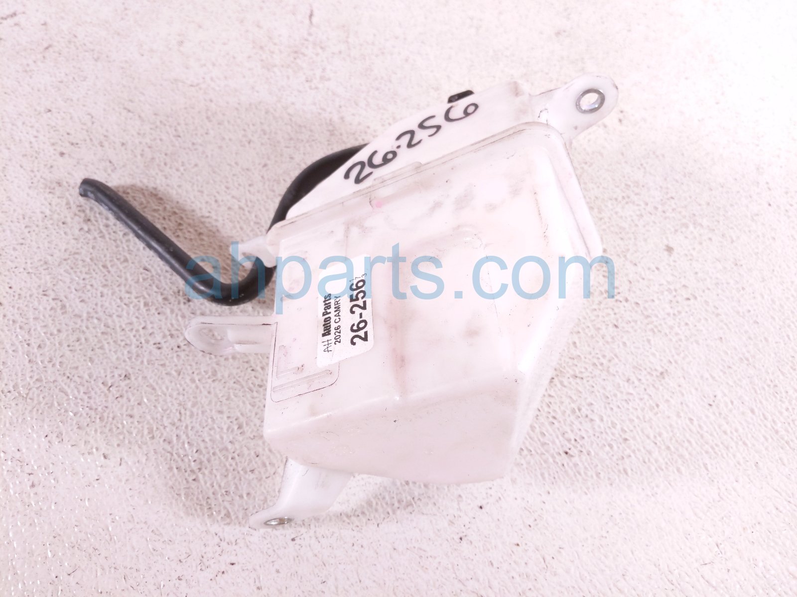 2026 Toyota Camry Coolant Overflow Reservoir Tank 16470 F0011 Replacement 2026 Toyota Camry Coolant Overflow Reservoir Tank 16470 F0011 Replacement thumbnail