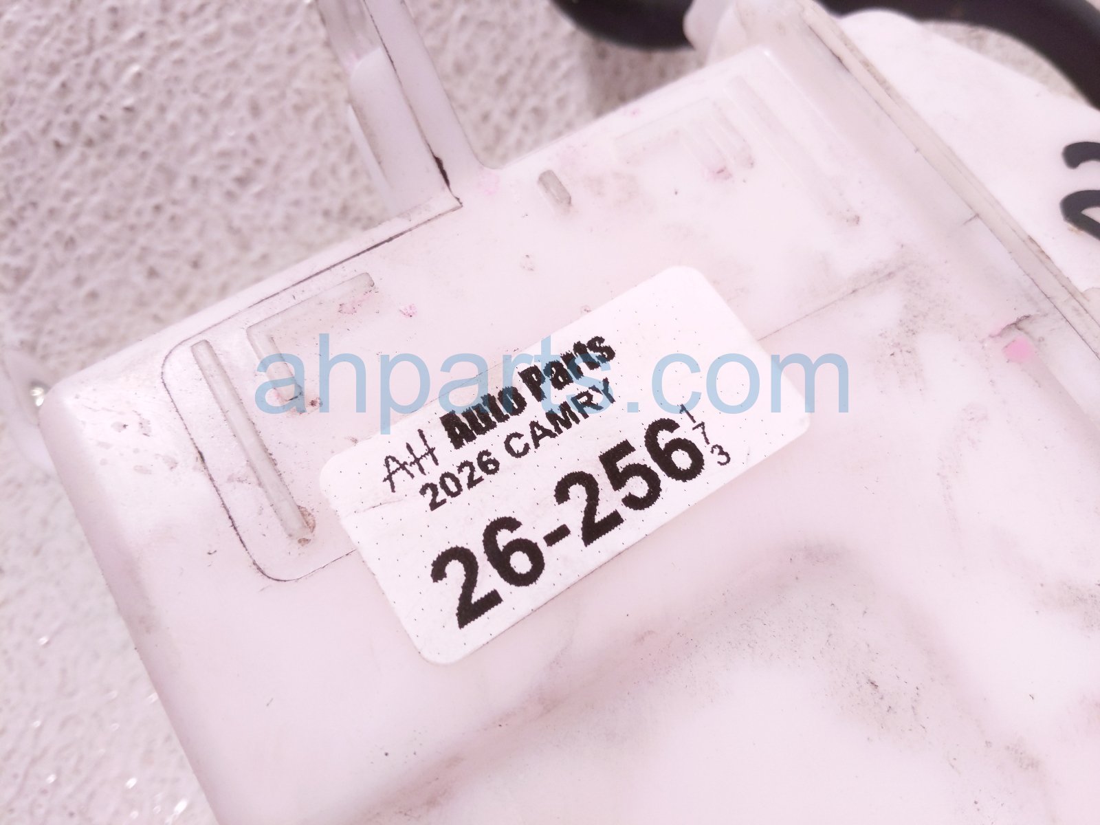 2026 Toyota Camry Coolant Overflow Reservoir Tank 16470 F0011 Replacement 2026 Toyota Camry Coolant Overflow Reservoir Tank 16470 F0011 Replacement thumbnail