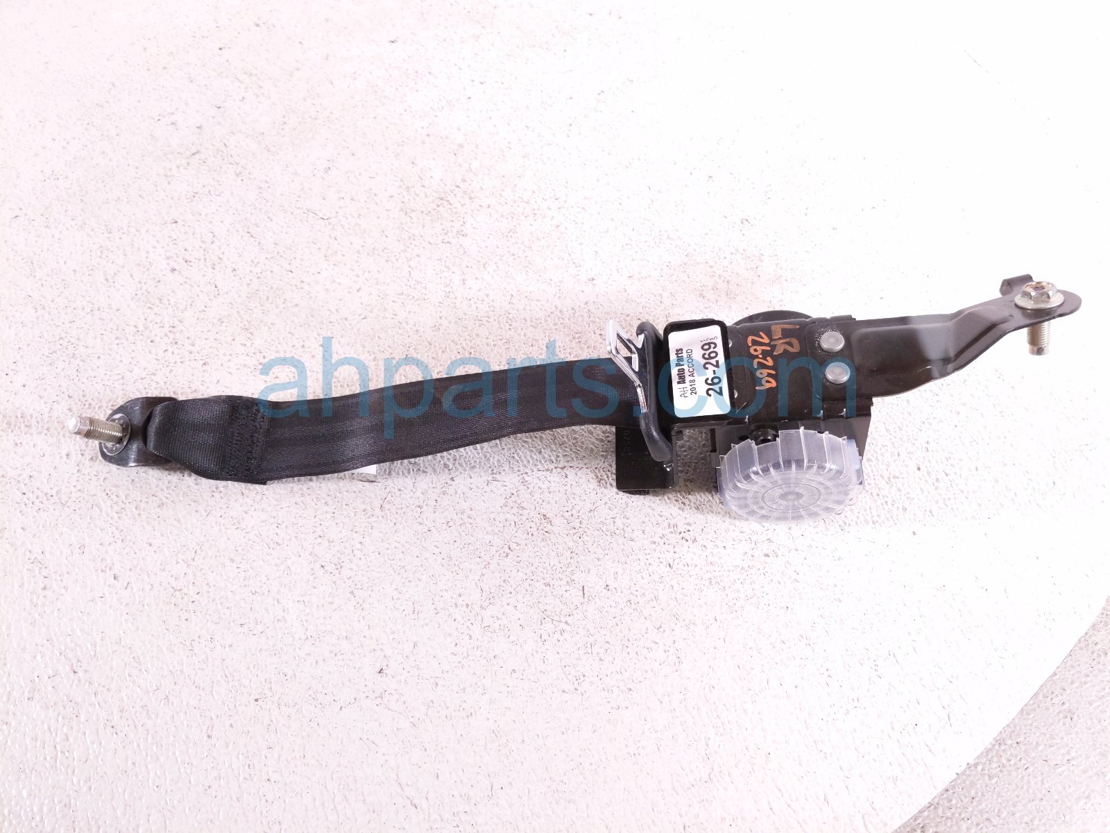 Honda 2ND ROW LH BELT RETRACTOR - BLACK