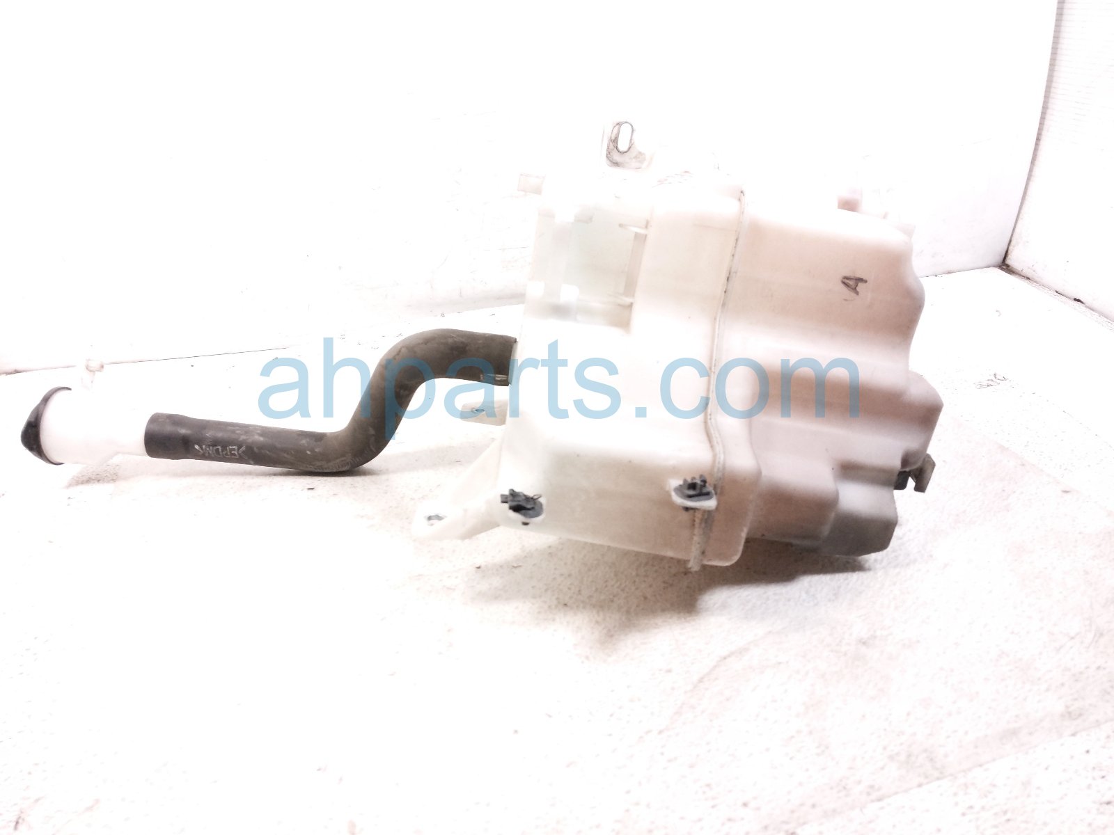 2015 Lexus Rx450h Windshield Washer Reservoir Tank 85315 48210 Replacement 2015 Lexus Rx450h Windshield Washer Reservoir Tank 85315 48210 Replacement thumbnail