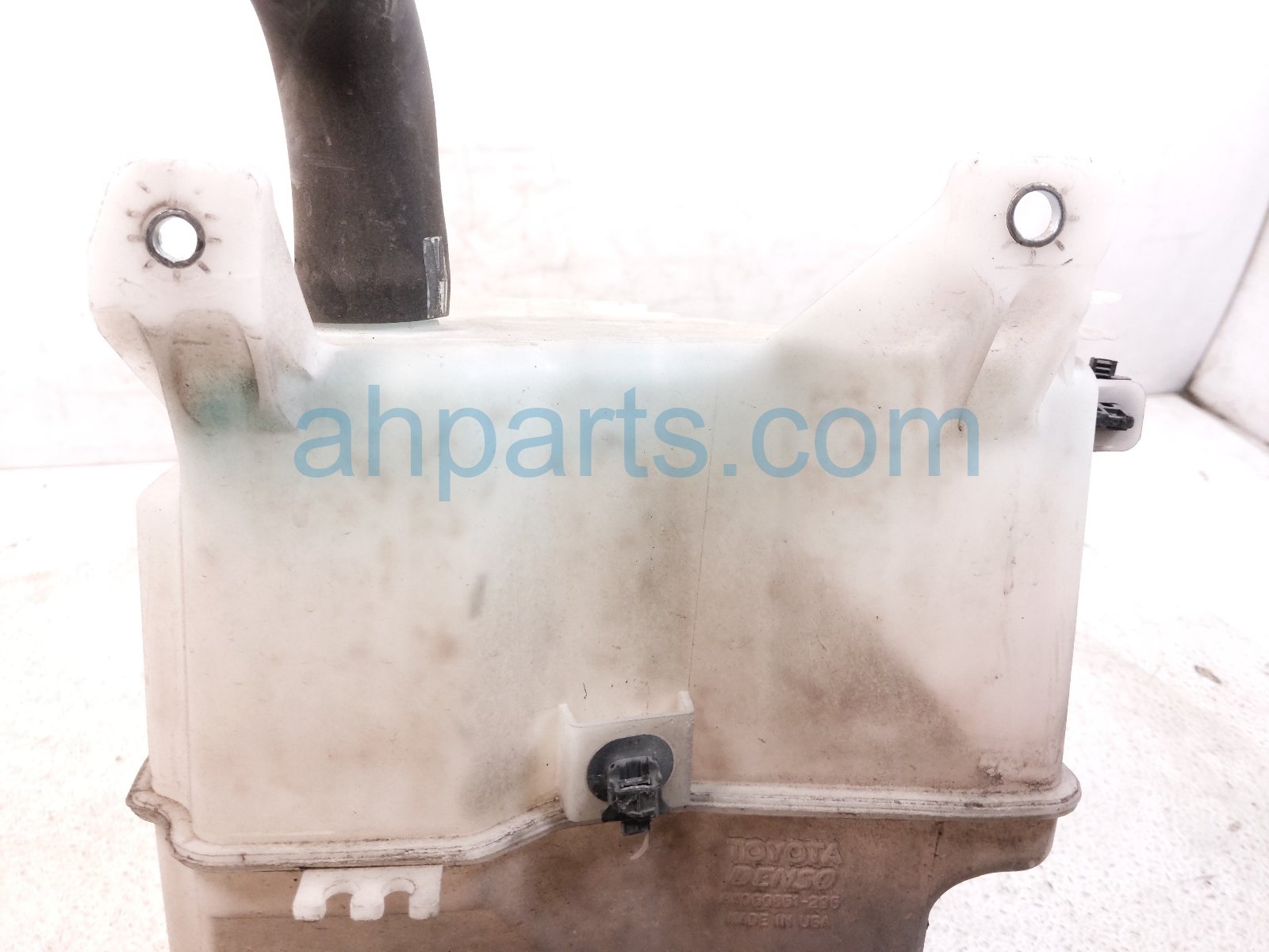 2015 Lexus Rx450h Windshield Washer Reservoir Tank 85315 48210 Replacement 2015 Lexus Rx450h Windshield Washer Reservoir Tank 85315 48210 Replacement thumbnail