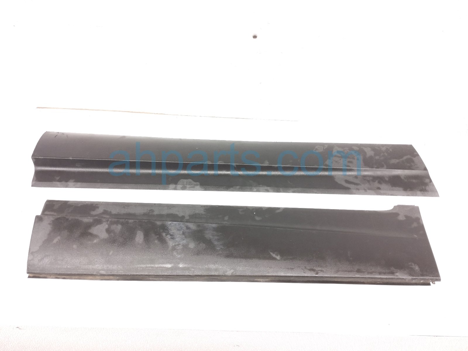 2020 Honda Pilot Driver Front/rear Lower Door Moulding 75332 TG7 A02 Replacement 2020 Honda Pilot Driver Front/rear Lower Door Moulding 75332 TG7 A02 Replacement thumbnail