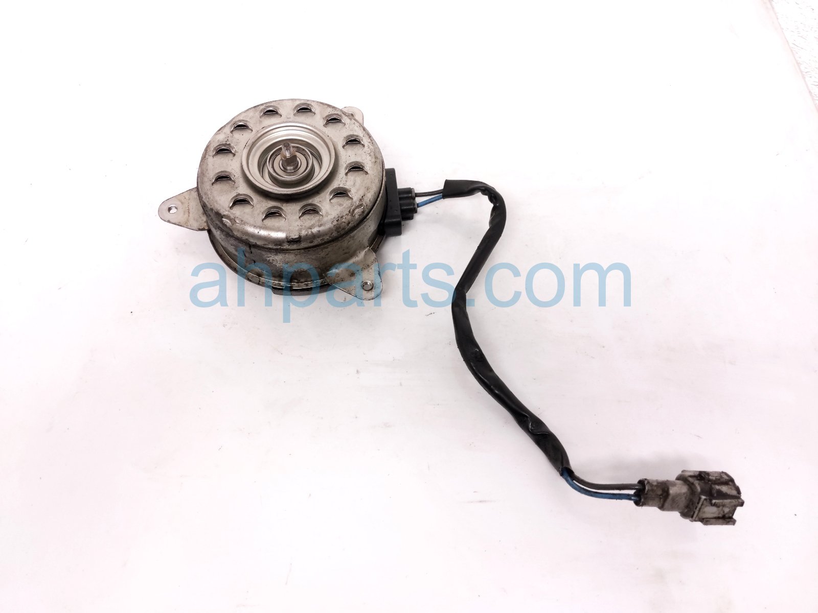 Subaru LH RADIATOR FAN MOTOR ONLY - 2.0T Subaru LH RADIATOR FAN MOTOR ONLY - 2.0T
