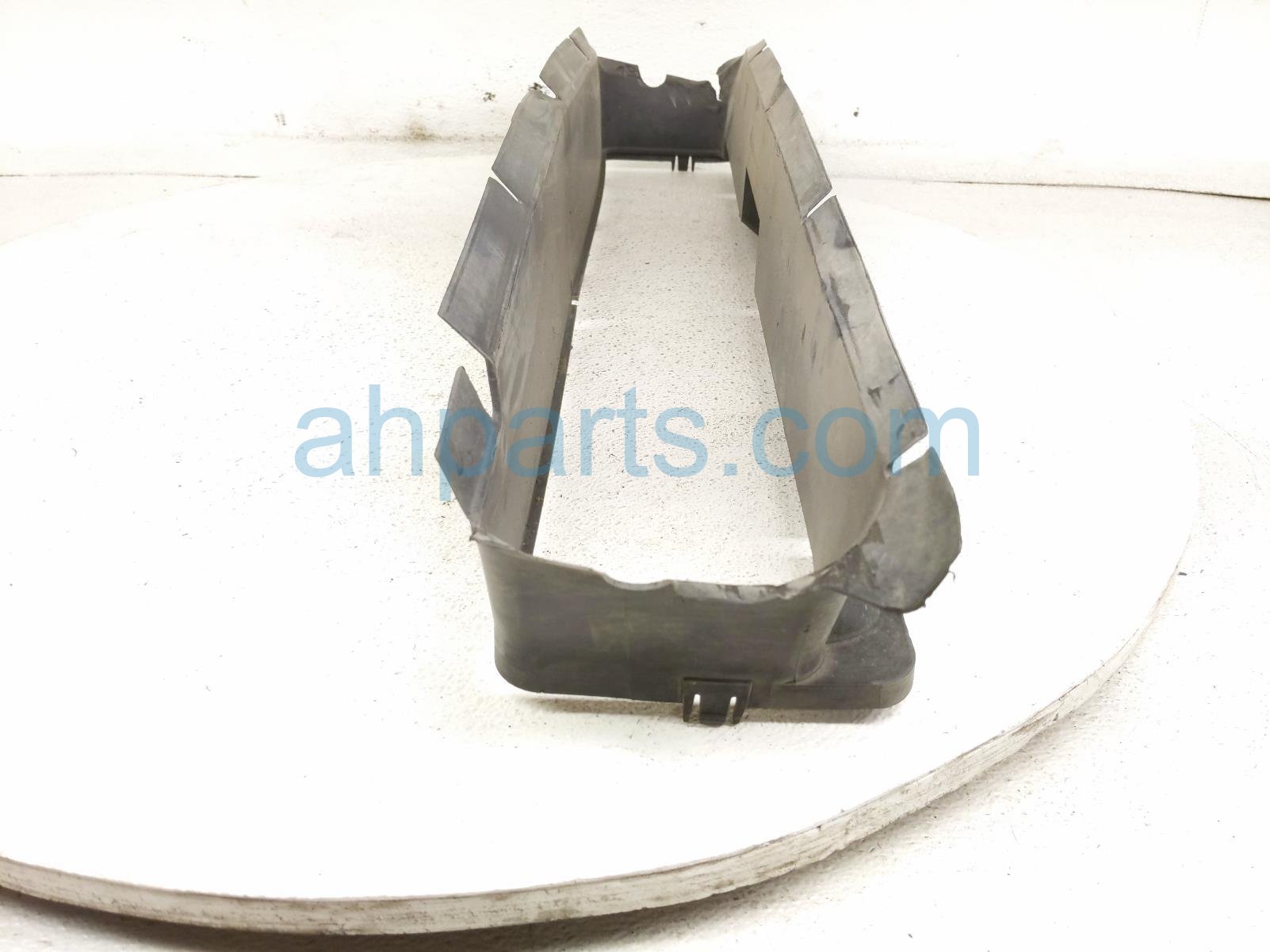 2020 Ford Explorer Air Duct / Air Shutter 3.0tt Awd LB5B 8314 A Replacement 2020 Ford Explorer Air Duct / Air Shutter 3.0tt Awd LB5B 8314 A Replacement thumbnail