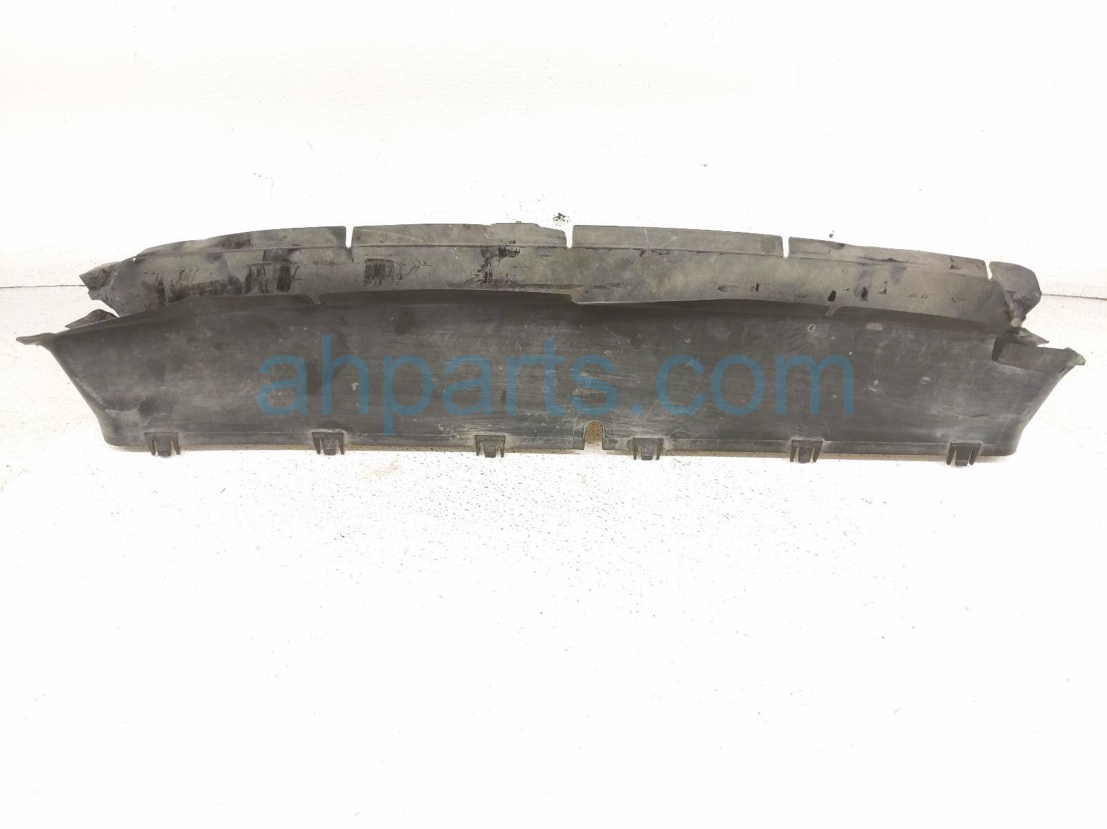 2020 Ford Explorer Air Duct / Air Shutter 3.0tt Awd LB5B 8314 A Replacement 2020 Ford Explorer Air Duct / Air Shutter 3.0tt Awd LB5B 8314 A Replacement thumbnail
