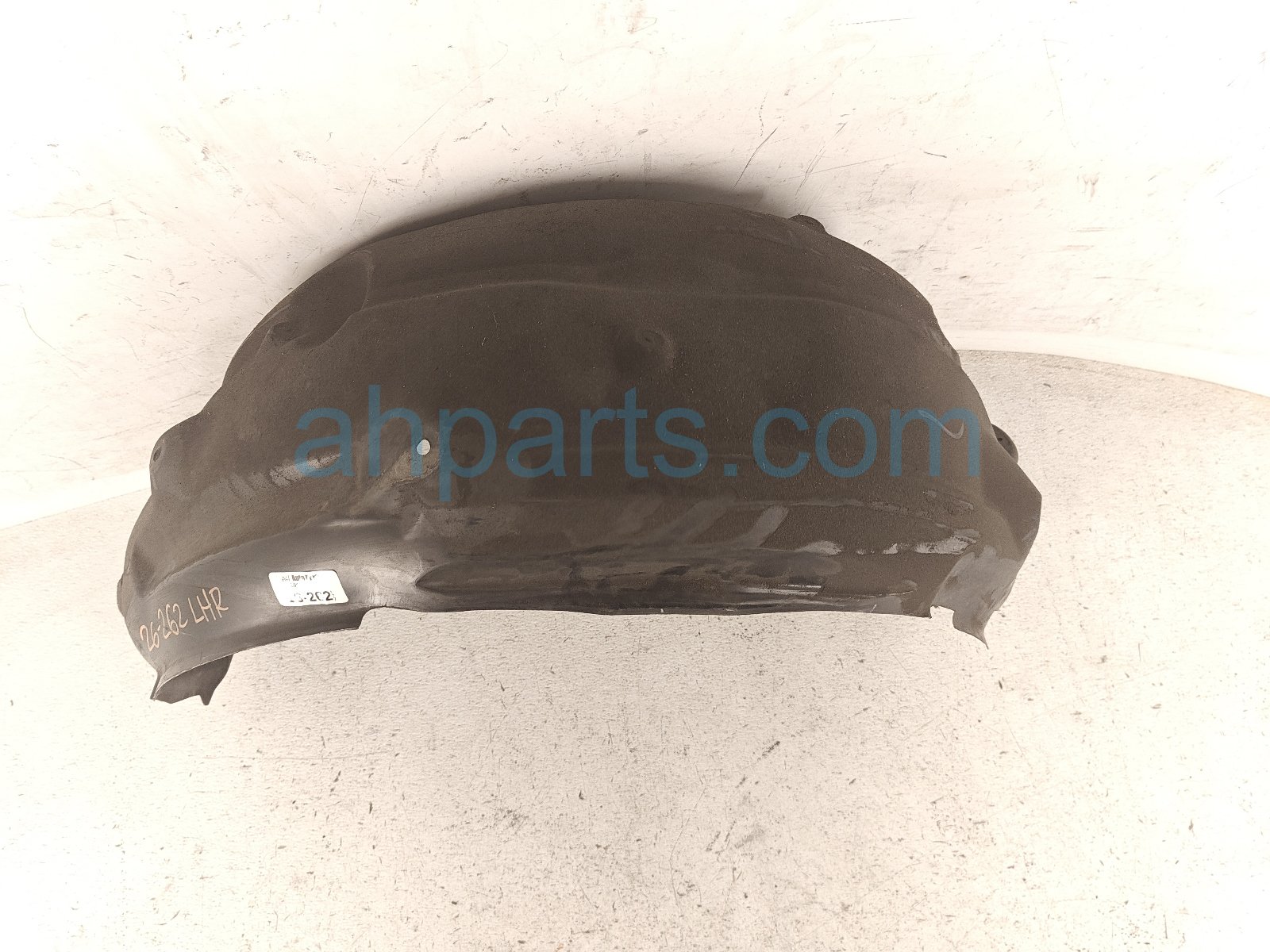 Subaru RR/LH INNER FENDER LINER