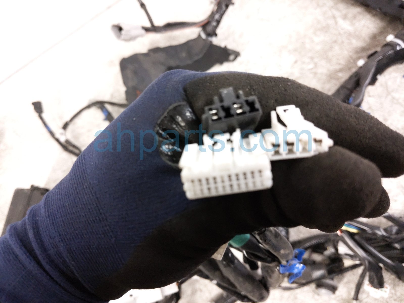 2025 Subaru Forester Engine Room Harness W/fuse 2.5l Awd 81402SL030 Replacement 2025 Subaru Forester Engine Room Harness W/fuse 2.5l Awd 81402SL030 Replacement thumbnail