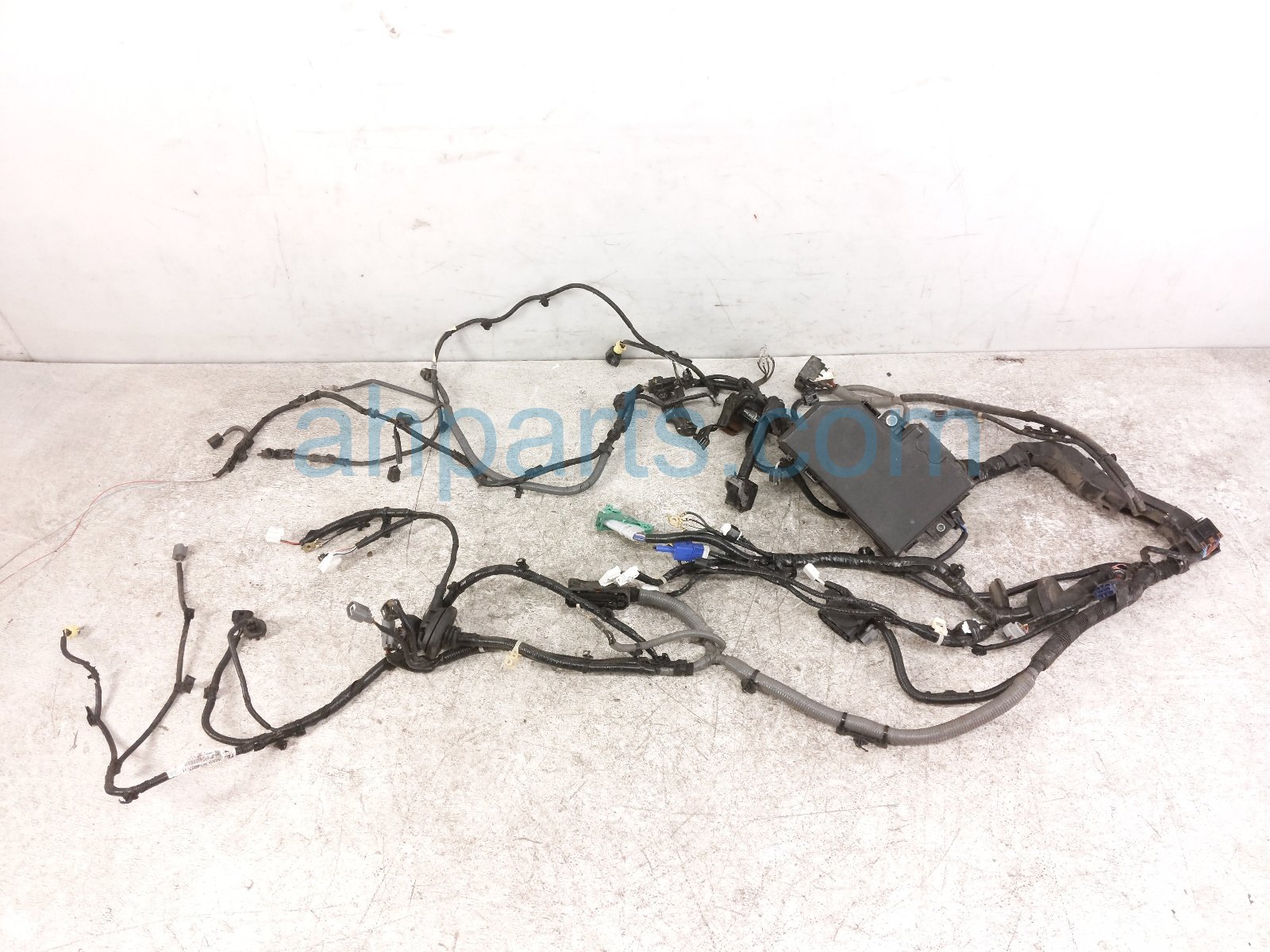 2024 Honda HR V Engine Room Harness W/fuse 2.0l Awd 32200 3W1 A00 Replacement 2024 Honda HR V Engine Room Harness W/fuse 2.0l Awd 32200 3W1 A00 Replacement thumbnail