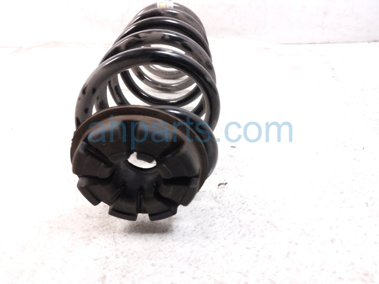 2026 Nissan Sentra Strut / / Shock Absorber Rear Passenger Coil Spring 2.0l Fwd 55020 7SF1A Replacement 2026 Nissan Sentra Strut / / Shock Absorber Rear Passenger Coil Spring 2.0l Fwd 55020 7SF1A Replacement thumbnail