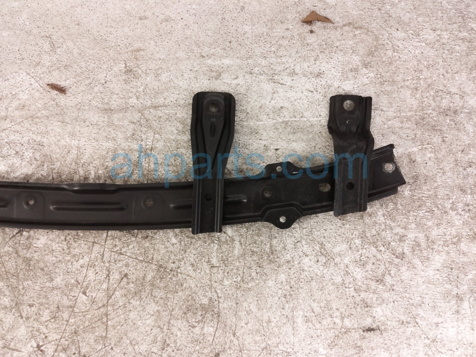 2021 Honda Civic Reinforcement Bar / Beam Front Bumper Upper Retainer 71150 TGG A00 Replacement 2021 Honda Civic Reinforcement Bar / Beam Front Bumper Upper Retainer 71150 TGG A00 Replacement thumbnail