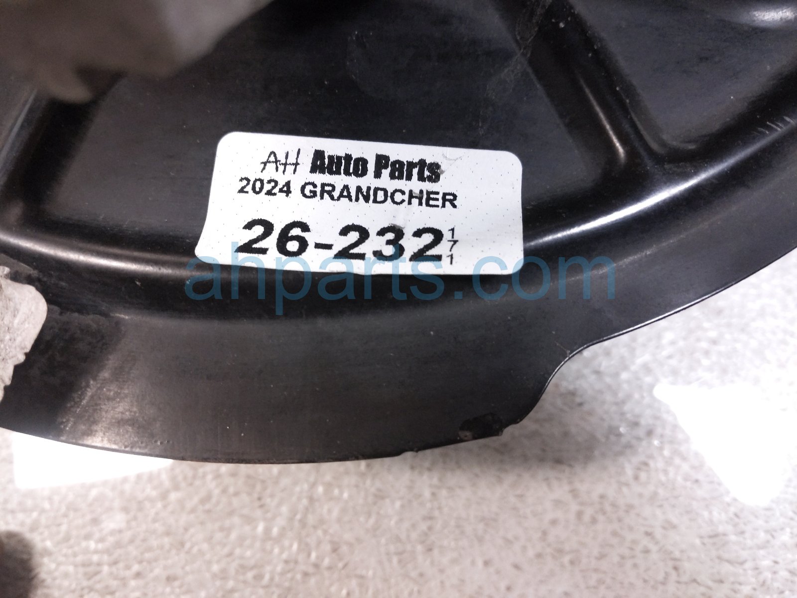 2024 Jeep Grand Cherokee Axle Stub Rear Driver Spindle Knuckle Hub Awd 68401942AB Replacement 2024 Jeep Grand Cherokee Axle Stub Rear Driver Spindle Knuckle Hub Awd 68401942AB Replacement thumbnail