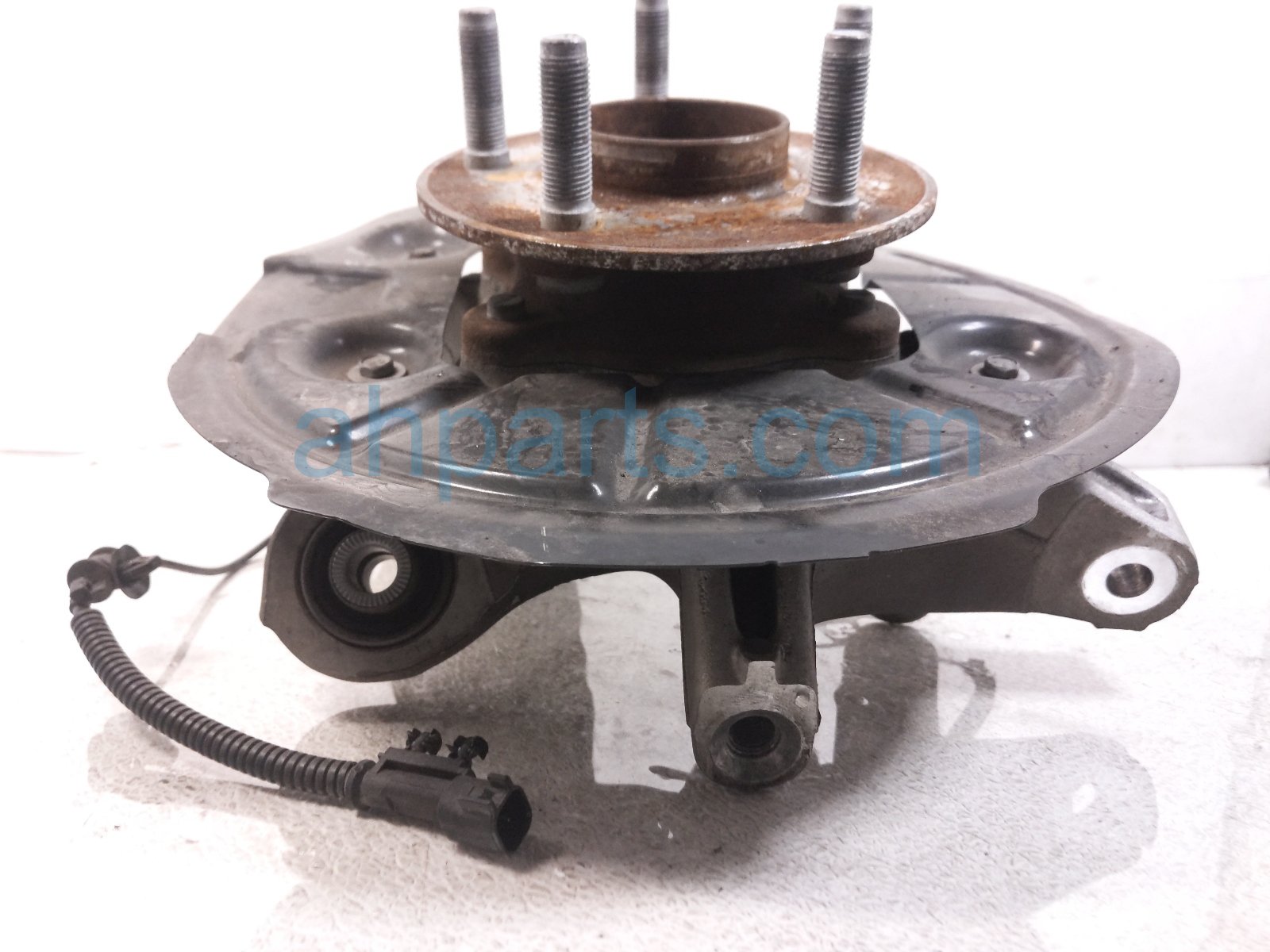 2024 Jeep Grand Cherokee Axle Stub Rear Passenger Spindle Knuckle Hub Awd 68401944AG Replacement 2024 Jeep Grand Cherokee Axle Stub Rear Passenger Spindle Knuckle Hub Awd 68401944AG Replacement thumbnail