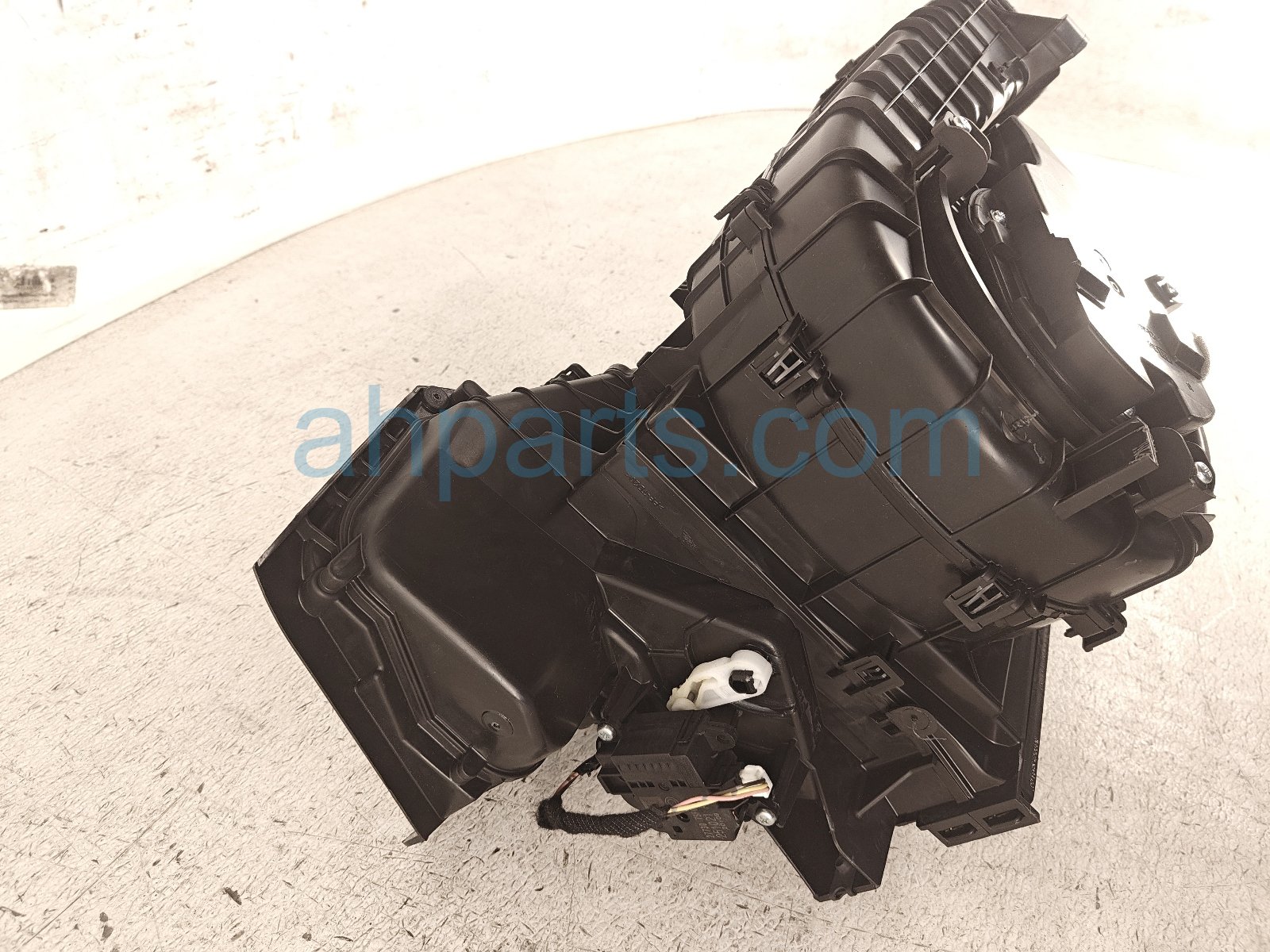 2026 Nissan Sentra Air Blower Motor Assy 2.0l 27200 7SF0A Replacement 2026 Nissan Sentra Air Blower Motor Assy 2.0l 27200 7SF0A Replacement thumbnail