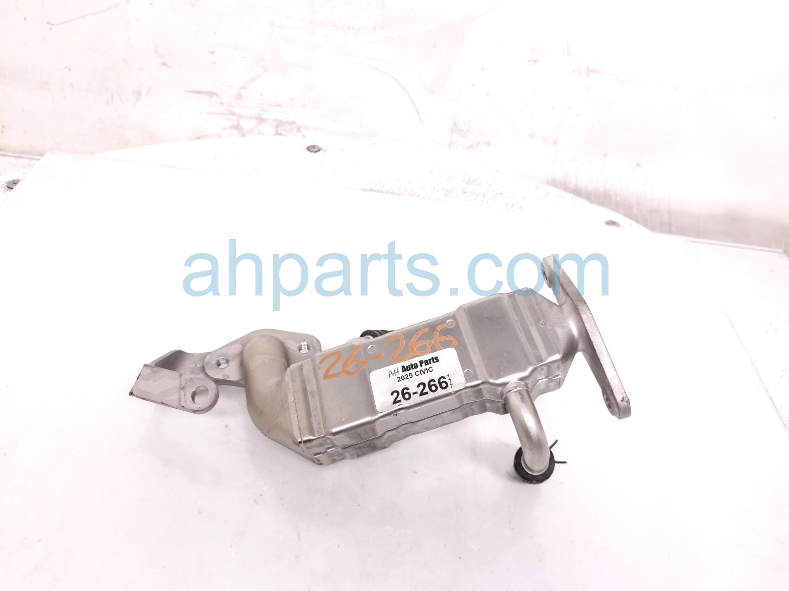 2025 Honda Civic Egr Valve Cooler Hybrid 2.0l 18720 6MA J01 Replacement 2025 Honda Civic Egr Valve Cooler Hybrid 2.0l 18720 6MA J01 Replacement thumbnail