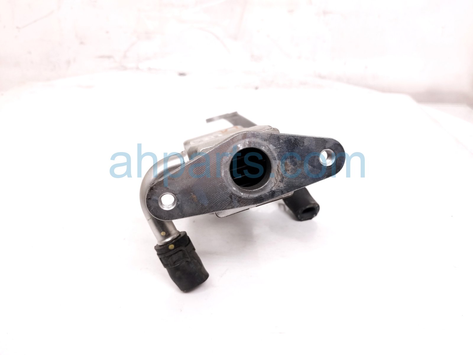 2025 Honda Civic Egr Valve Cooler Hybrid 2.0l 18720 6MA J01 Replacement 2025 Honda Civic Egr Valve Cooler Hybrid 2.0l 18720 6MA J01 Replacement thumbnail