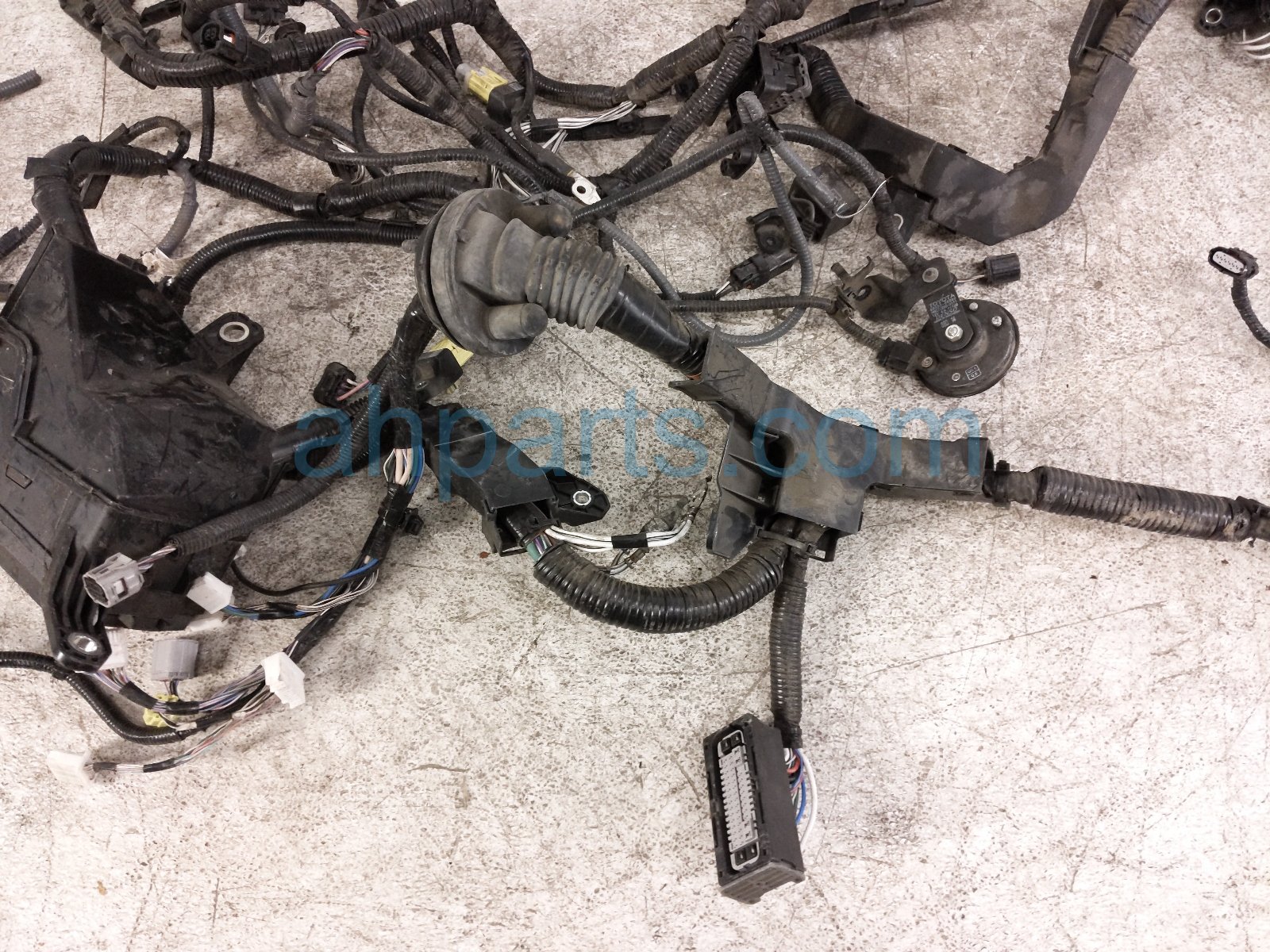 2021 Toyota Highlander Engine Room Wire Harness 2.5l Hyb* 82111 0EW90 Replacement 2021 Toyota Highlander Engine Room Wire Harness 2.5l Hyb* 82111 0EW90 Replacement thumbnail