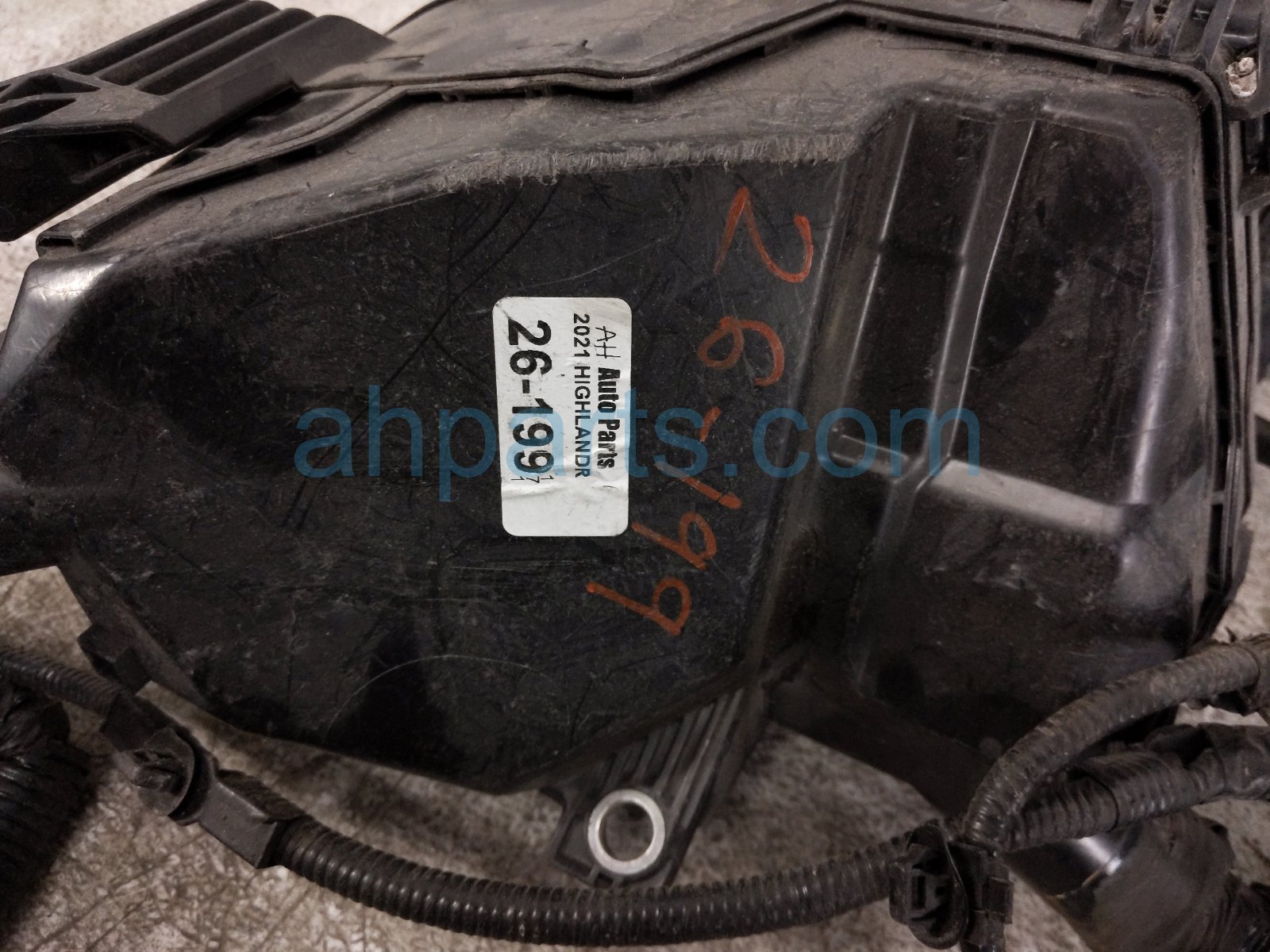 2021 Toyota Highlander Engine Room Wire Harness 2.5l Hyb* 82111 0EW90 Replacement 2021 Toyota Highlander Engine Room Wire Harness 2.5l Hyb* 82111 0EW90 Replacement thumbnail