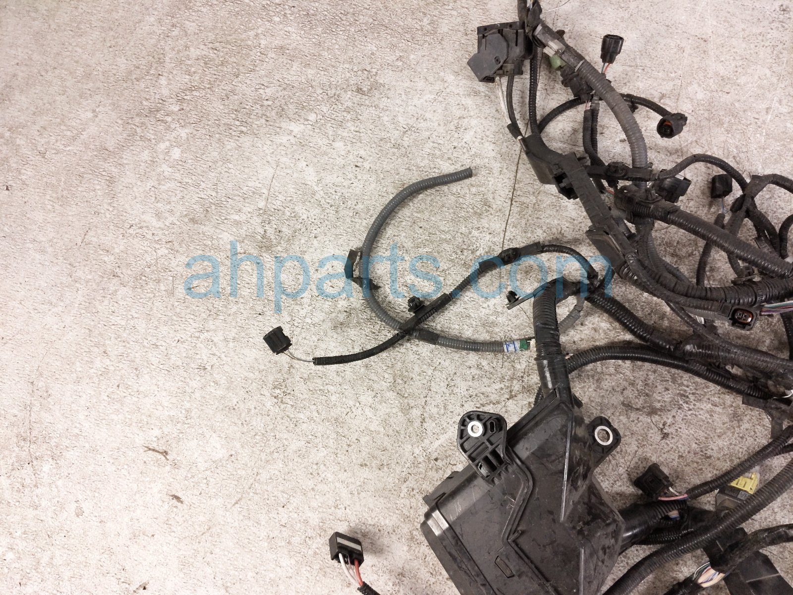 2021 Toyota Highlander Engine Room Wire Harness 2.5l Hyb* 82111 0EW90 Replacement 2021 Toyota Highlander Engine Room Wire Harness 2.5l Hyb* 82111 0EW90 Replacement thumbnail