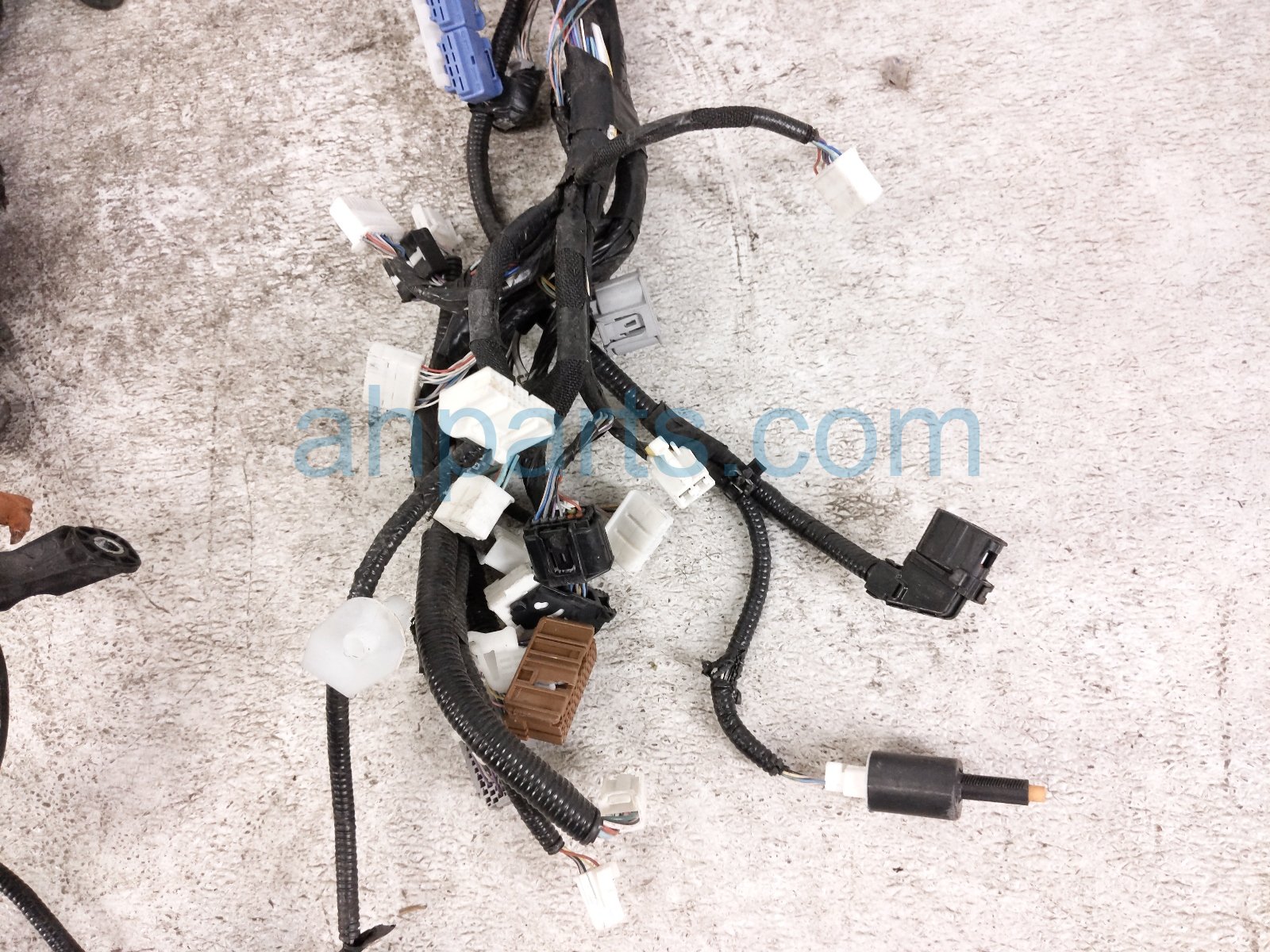 2021 Toyota Highlander Engine Room Wire Harness 2.5l Hyb* 82111 0EW90 Replacement 2021 Toyota Highlander Engine Room Wire Harness 2.5l Hyb* 82111 0EW90 Replacement thumbnail