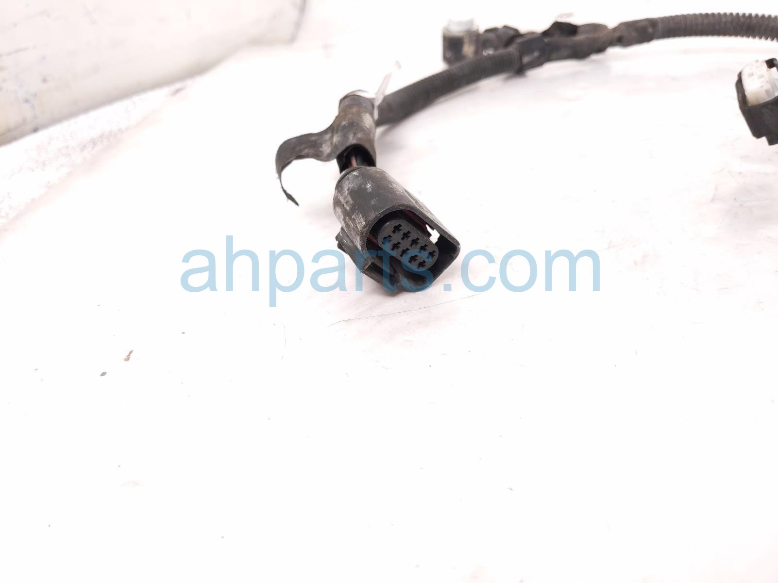 2011 Porsche Panamera Rear Parking Sensors + Harness 970 622 501 00 Replacement 2011 Porsche Panamera Rear Parking Sensors + Harness 970 622 501 00 Replacement thumbnail
