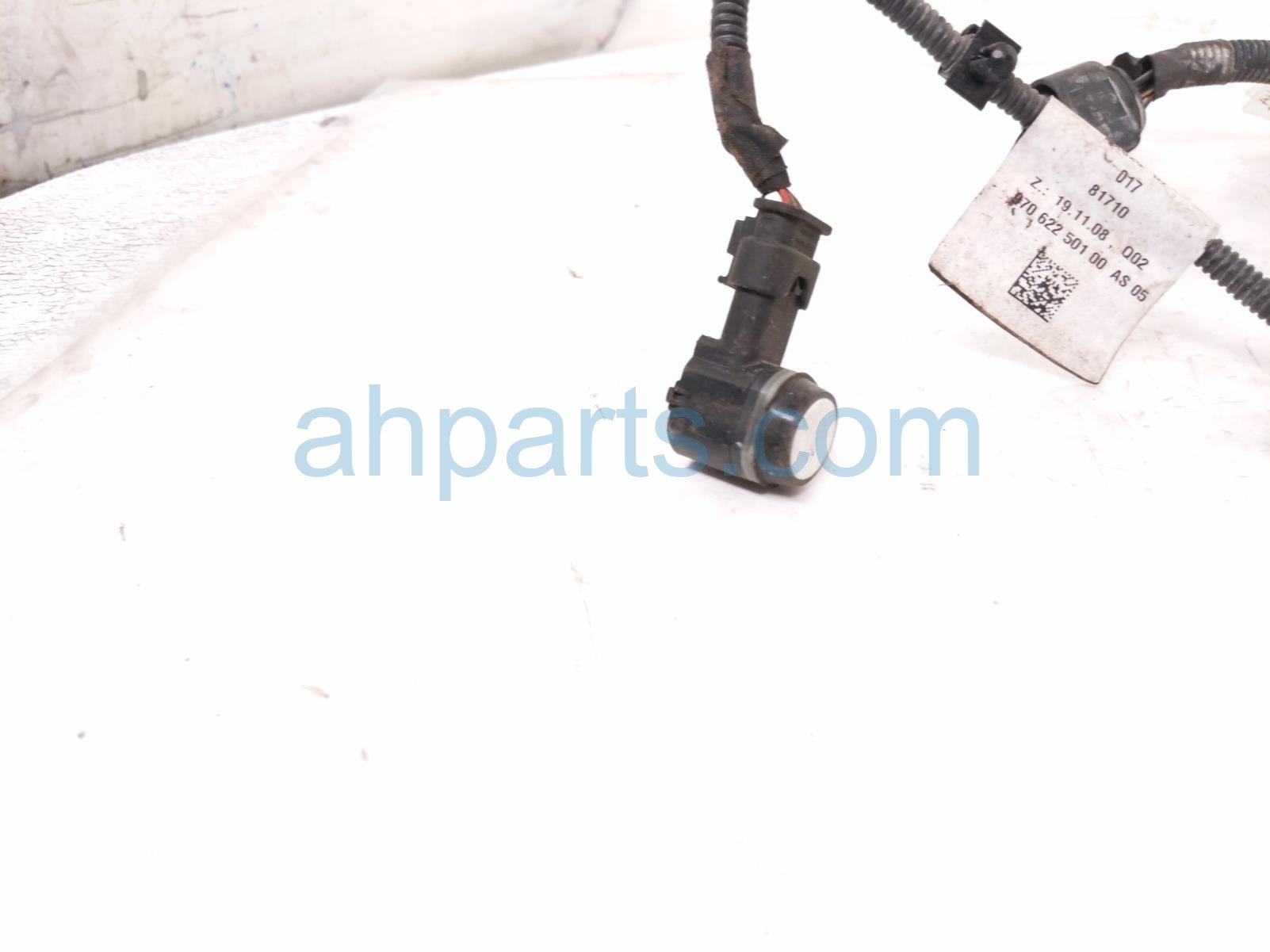 2011 Porsche Panamera Rear Parking Sensors + Harness 970 622 501 00 Replacement 2011 Porsche Panamera Rear Parking Sensors + Harness 970 622 501 00 Replacement thumbnail