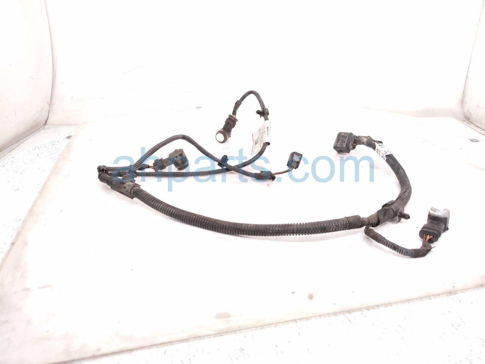 2011 Porsche Panamera Rear Parking Sensors + Harness 970 622 501 00 Replacement 2011 Porsche Panamera Rear Parking Sensors + Harness 970 622 501 00 Replacement thumbnail