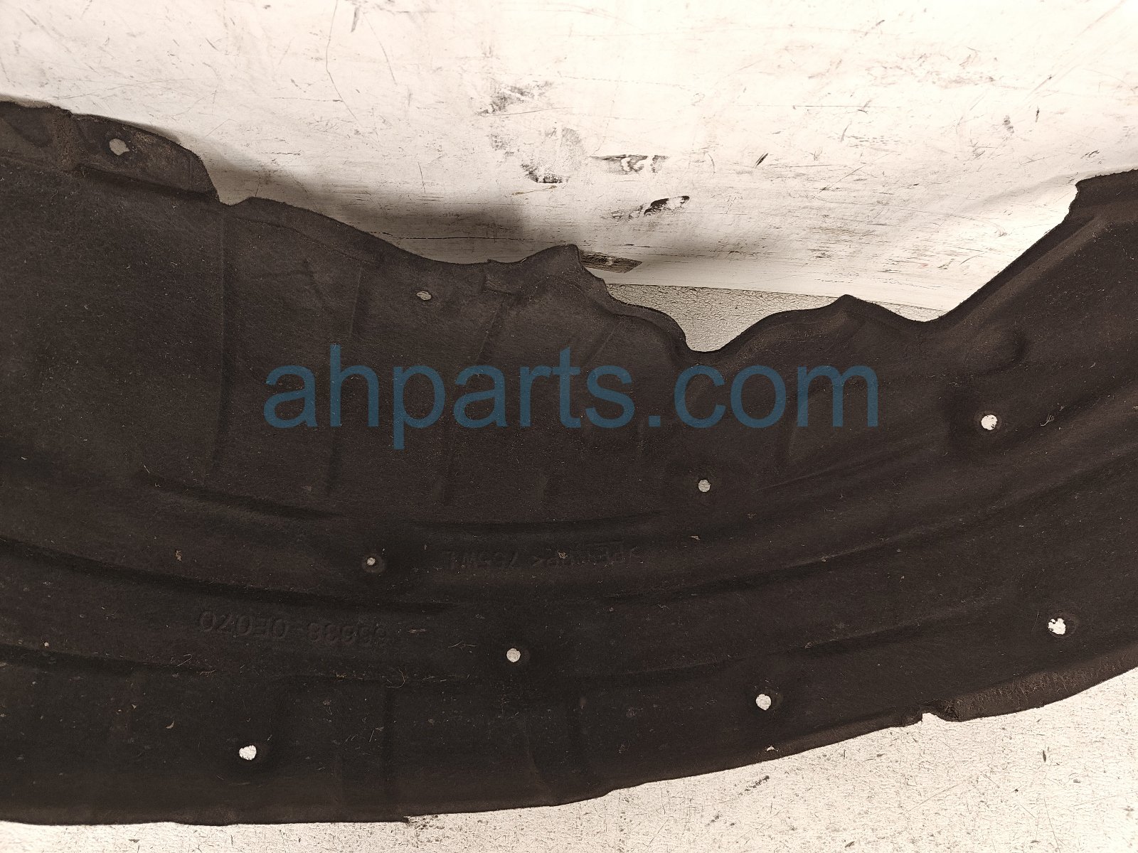 2020 Toyota Highlander Rear Driver Inner Fender Liner 65638 0E070 Replacement 2020 Toyota Highlander Rear Driver Inner Fender Liner 65638 0E070 Replacement thumbnail