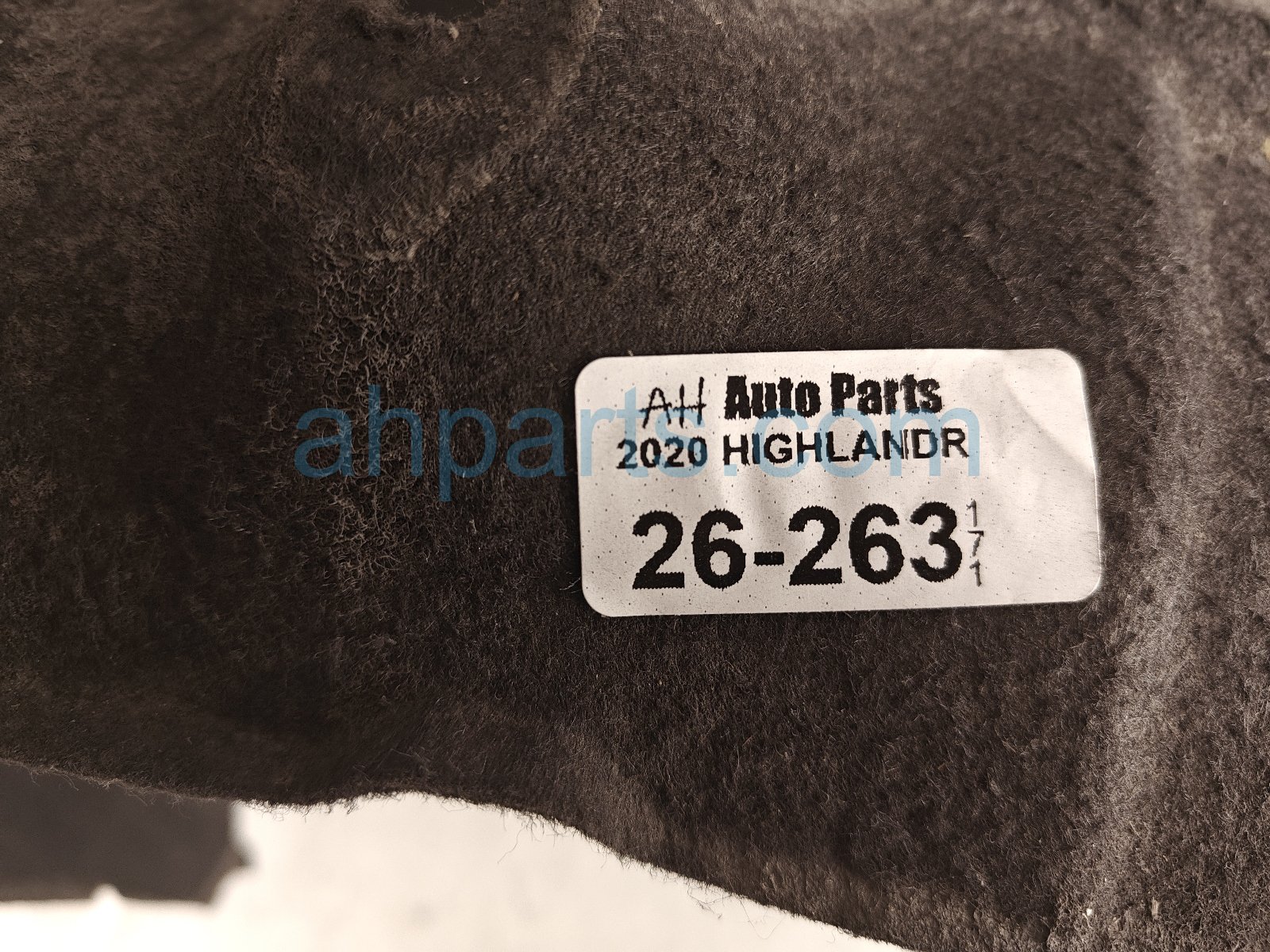 2020 Toyota Highlander Rear Driver Inner Fender Liner 65638 0E070 Replacement 2020 Toyota Highlander Rear Driver Inner Fender Liner 65638 0E070 Replacement thumbnail
