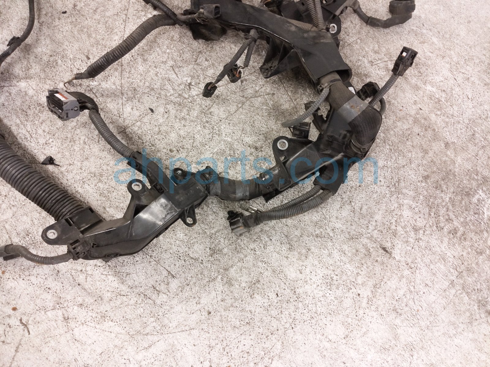 2020 Toyota Highlander Main Engine Wire Harness 3.5l Fwd 82121 0E340 Replacement 2020 Toyota Highlander Main Engine Wire Harness 3.5l Fwd 82121 0E340 Replacement thumbnail