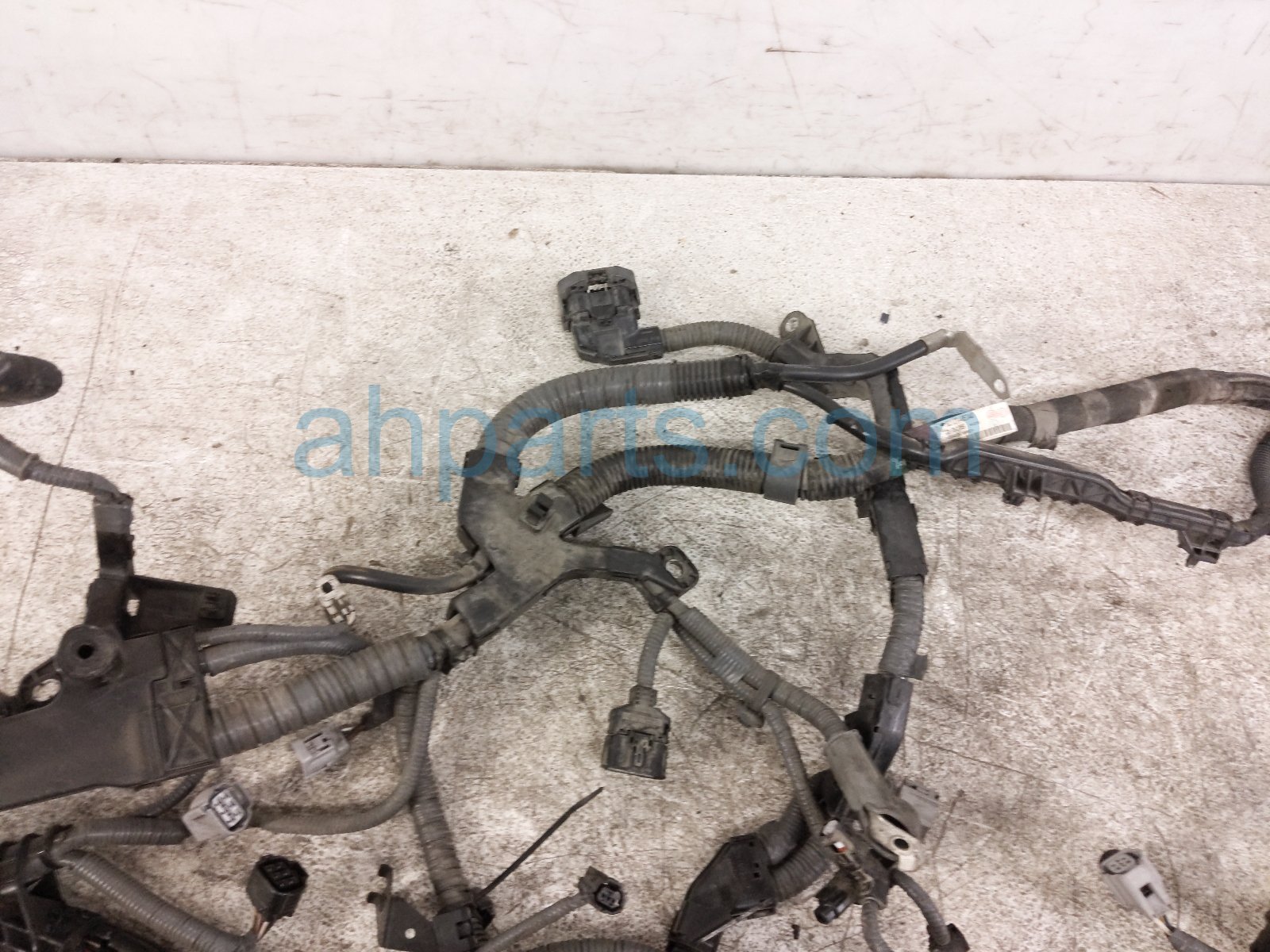 2020 Toyota Highlander Main Engine Wire Harness 3.5l Fwd 82121 0E340 Replacement 2020 Toyota Highlander Main Engine Wire Harness 3.5l Fwd 82121 0E340 Replacement thumbnail