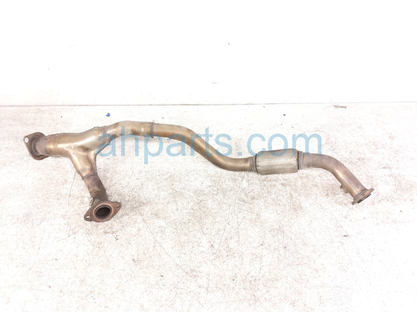 Toyota FRONT EXHAUST Y-PIPE - 3.5L FWD